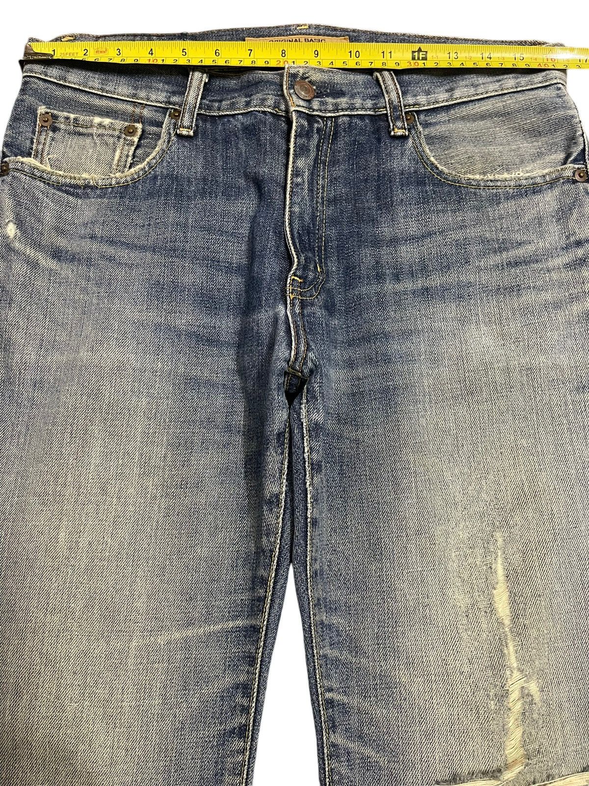 Uniqlo Vintage Japanese Uniqlo Blue Faded Wash Distress Baggy Jeans Size US 32 / EU 48 - 11 Thumbnail
