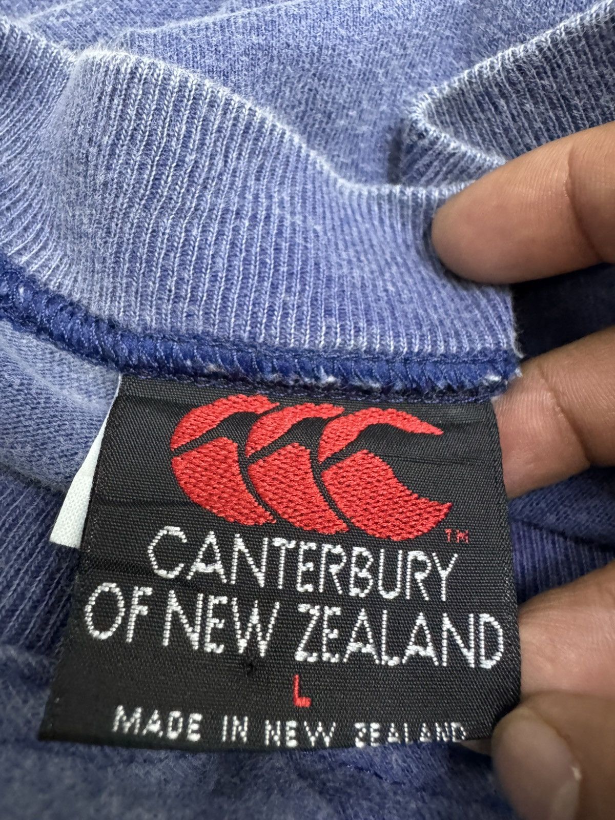 vintage 90s Canterbury of New Zealand rainbow logo t-shirt
