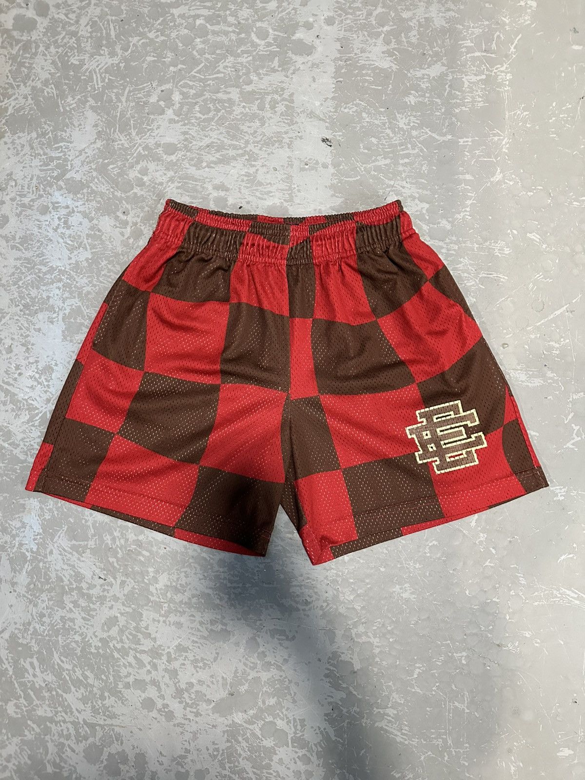 Eric Emanuel Eric Emmanuel Red Chocolate Wavy Flag small Size US 30 / EU 46 - 1 Thumbnail