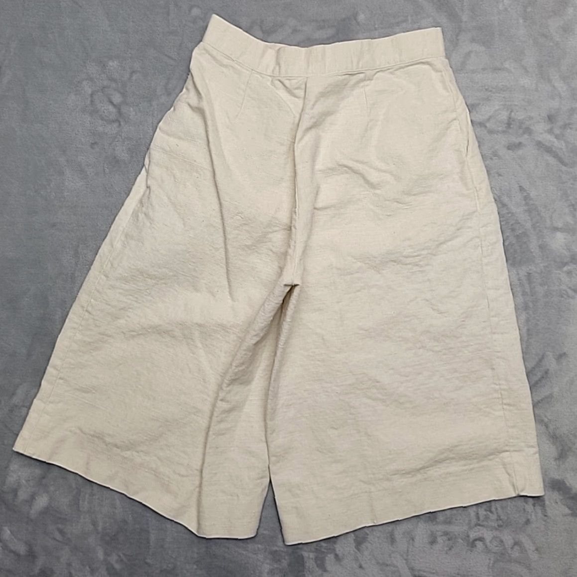 Vintage VINTAGE SB. II Shorts Women 7/8 Cream Linen Cotton Blend Pleated Minimalist Resort Shirt? Size 28" / US 6 / IT 42 - 4 Thumbnail