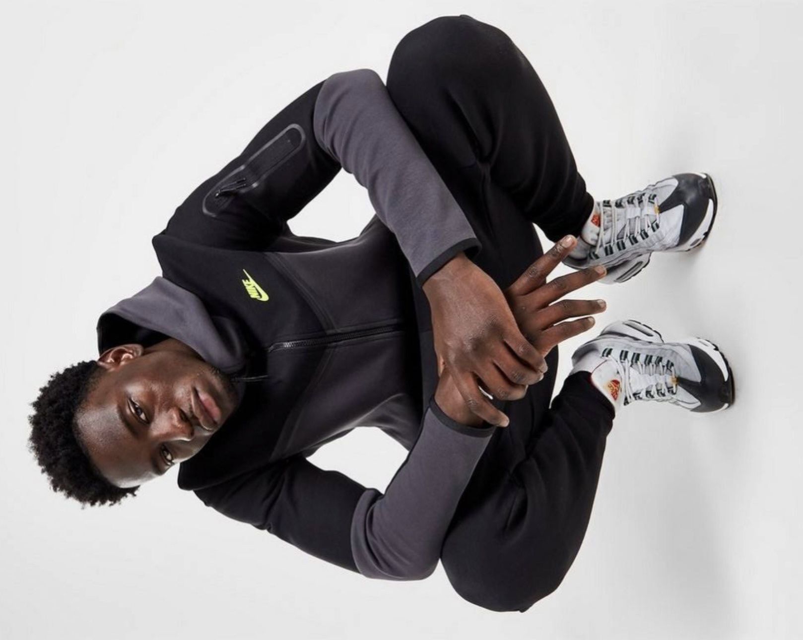 Nike Nike tech fleece track suit size XL drill rare Size US XL / EU 56 / 4 - 1 Thumbnail