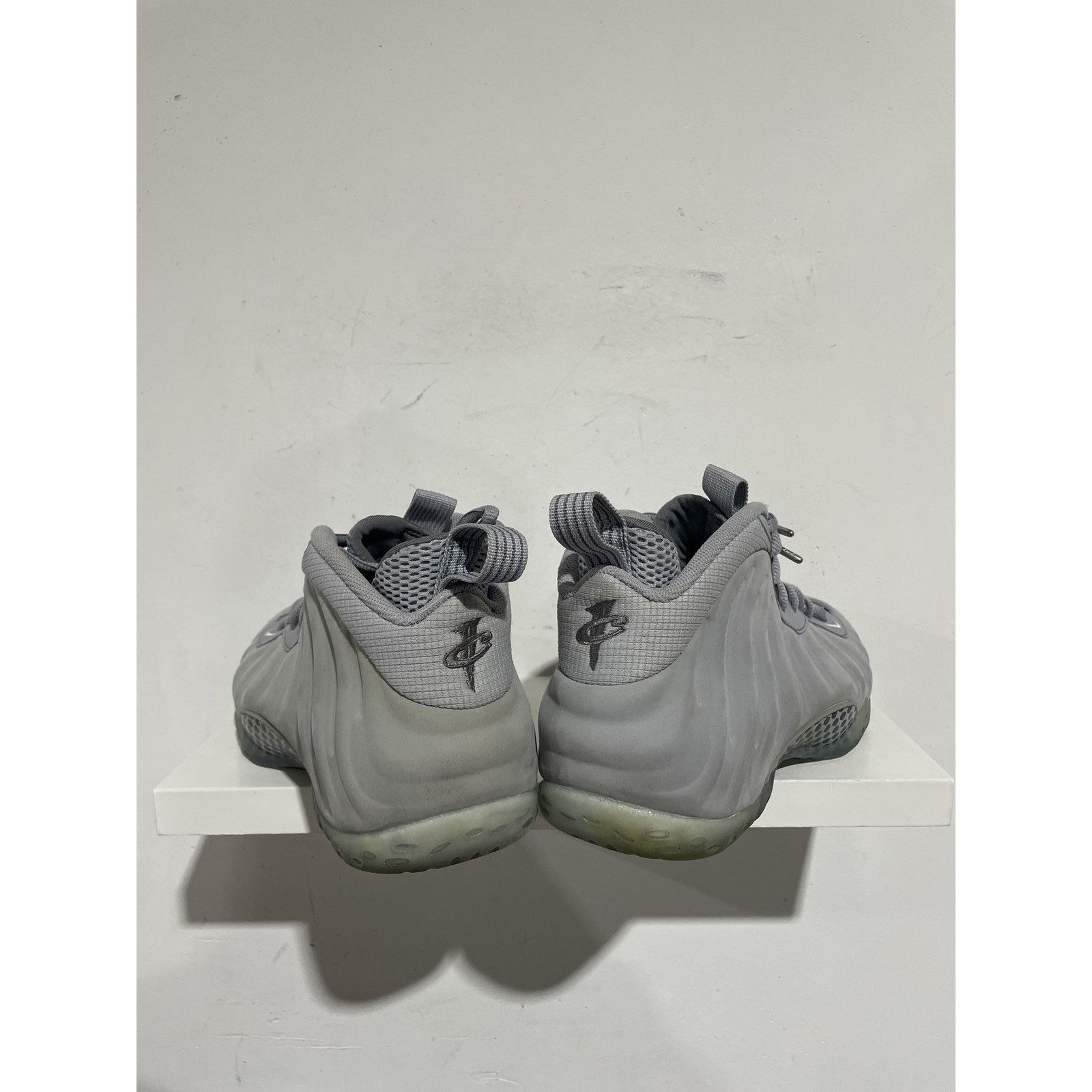 Nike NIKE AIR FOAMPOSITE ONE WOLF GREY SUEDE SIZE 10 PREOWNED Size US 10 / EU 43 - 3 Thumbnail