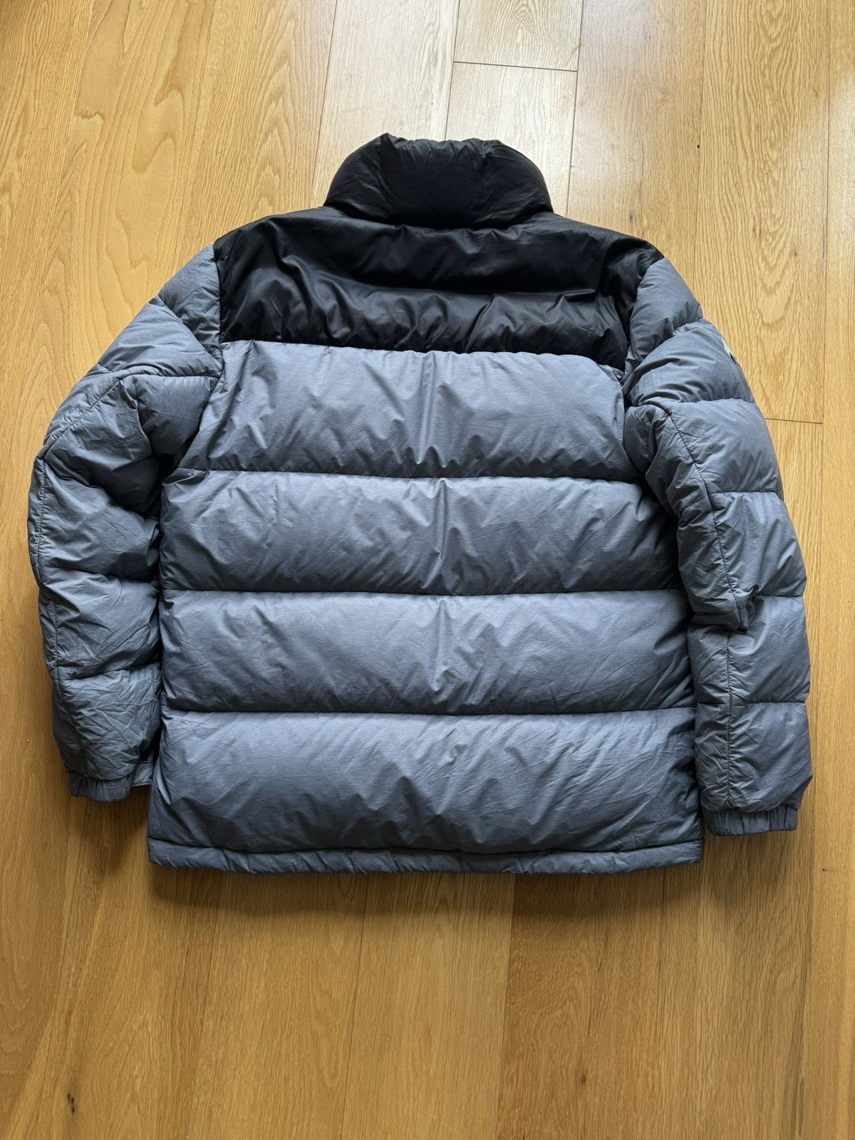Montbell Montbell jacket in grey Size US XL / EU 56 / 4 - 3 Thumbnail