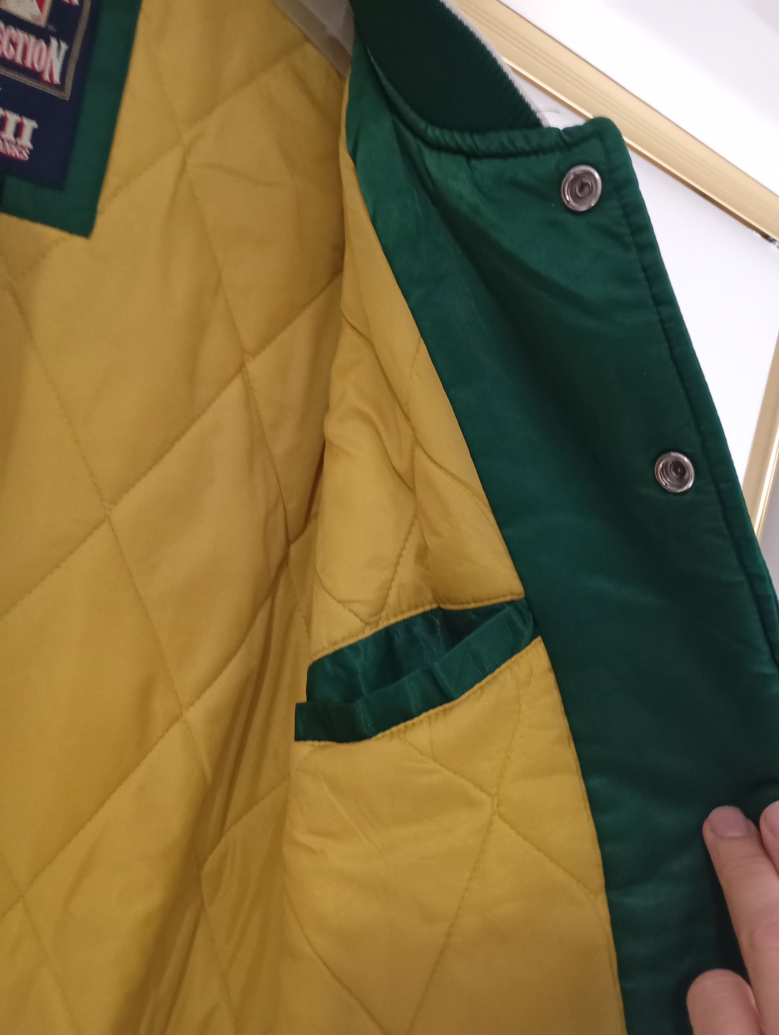 MLB Vintage Oakland Athletics Majestic Jacket Size US XL / EU 56 / 4 - 16 Thumbnail