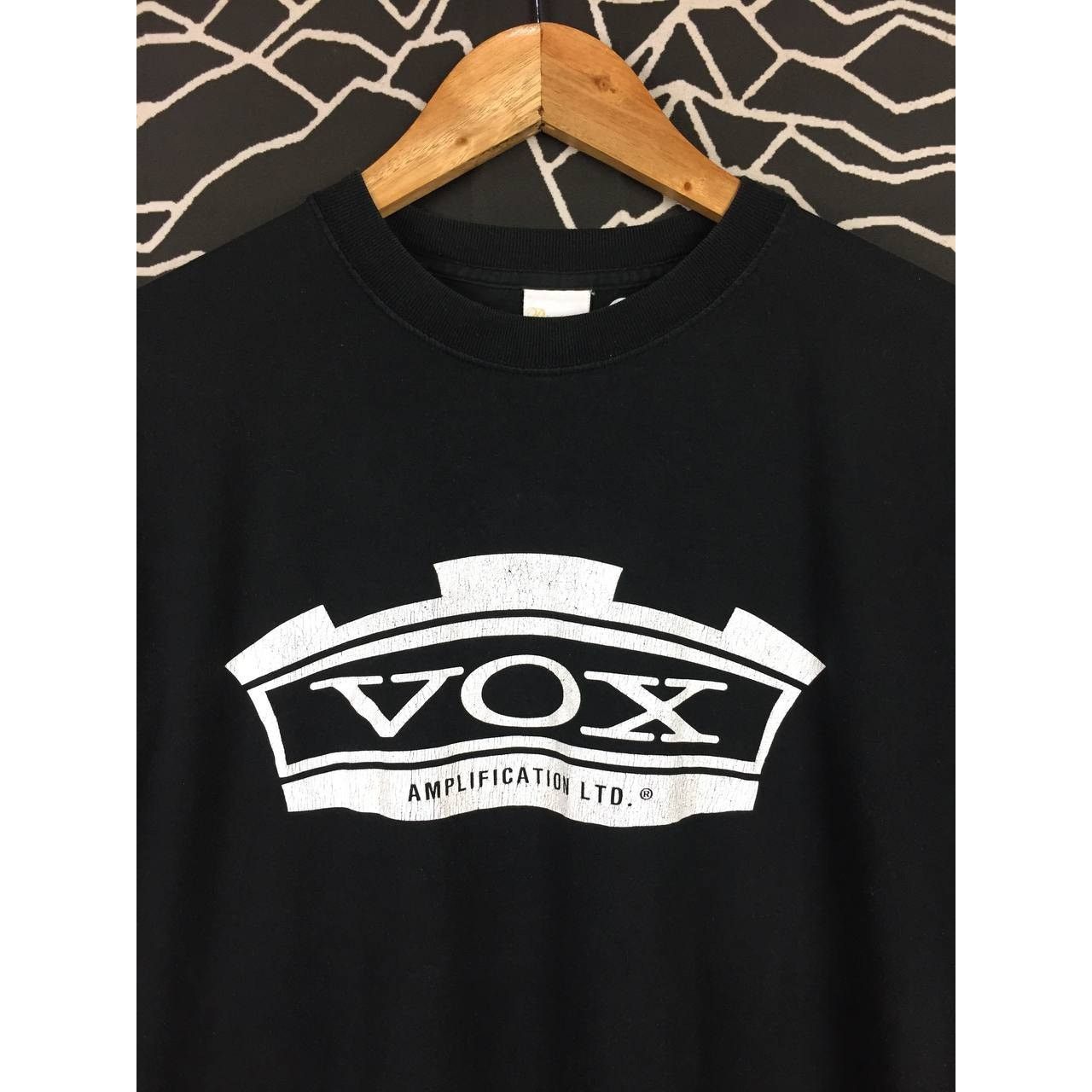 Band Tees × Vintage Vtg VOX Amplifiers Amp Logo Music Equipment Promo Tee Size US M / EU 48-50 / 2 - 3 Thumbnail