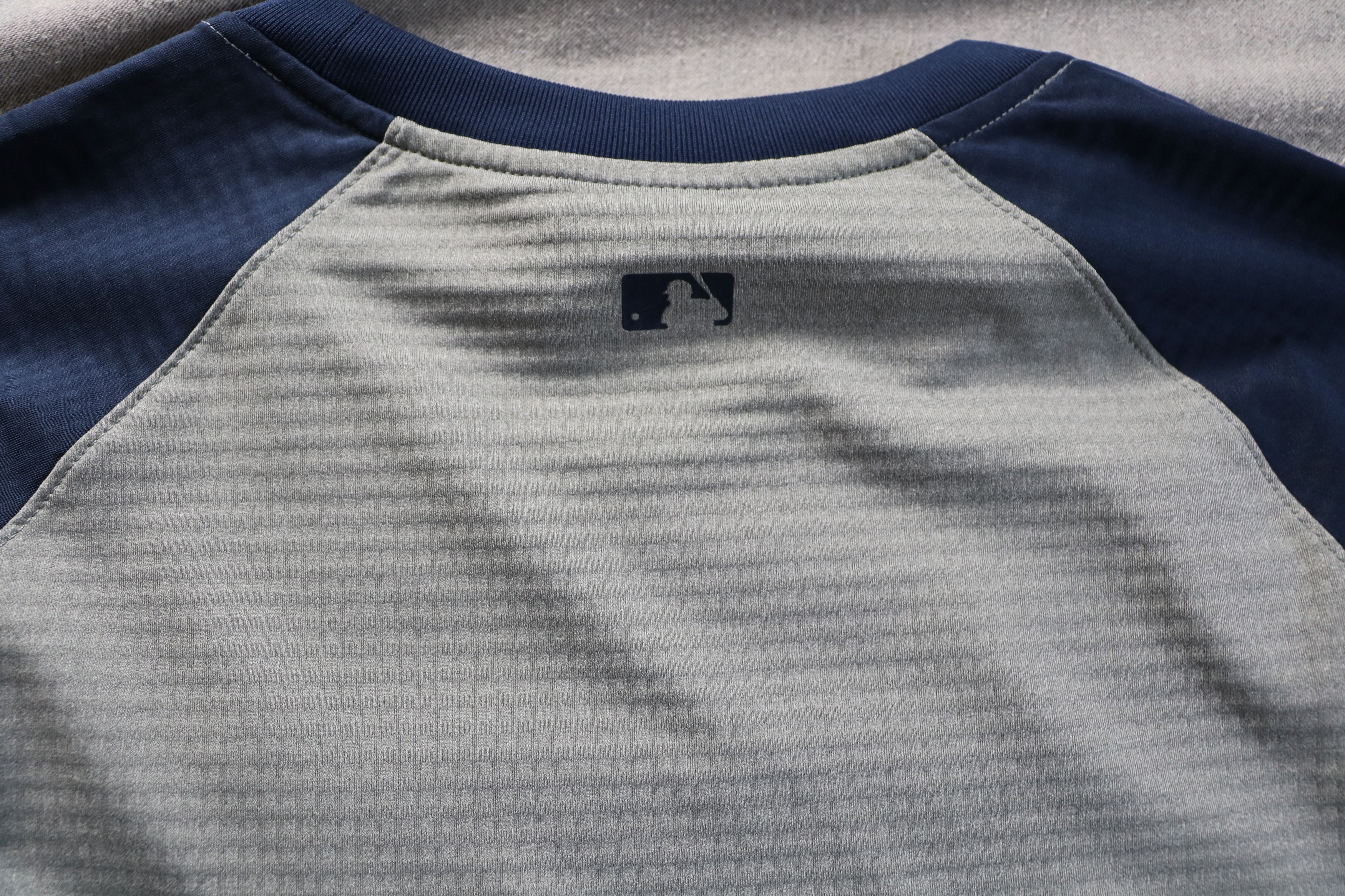 Nike Nike MLB Red Sox DRI-FIT long-sleeve shirt Size US L / EU 52-54 / 3 - 7 Thumbnail