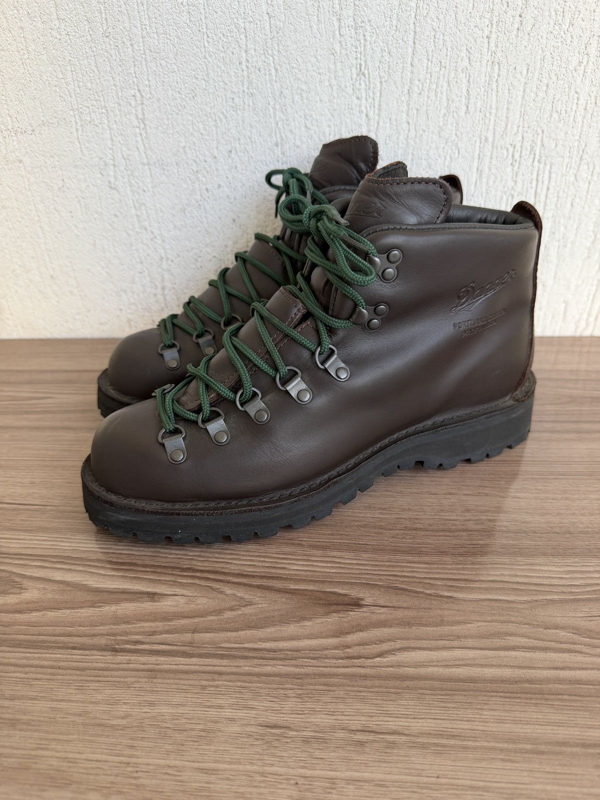 Danner Mountain light II 5 hiking boots Size US 9.5 / EU 42-43 - 1 Thumbnail