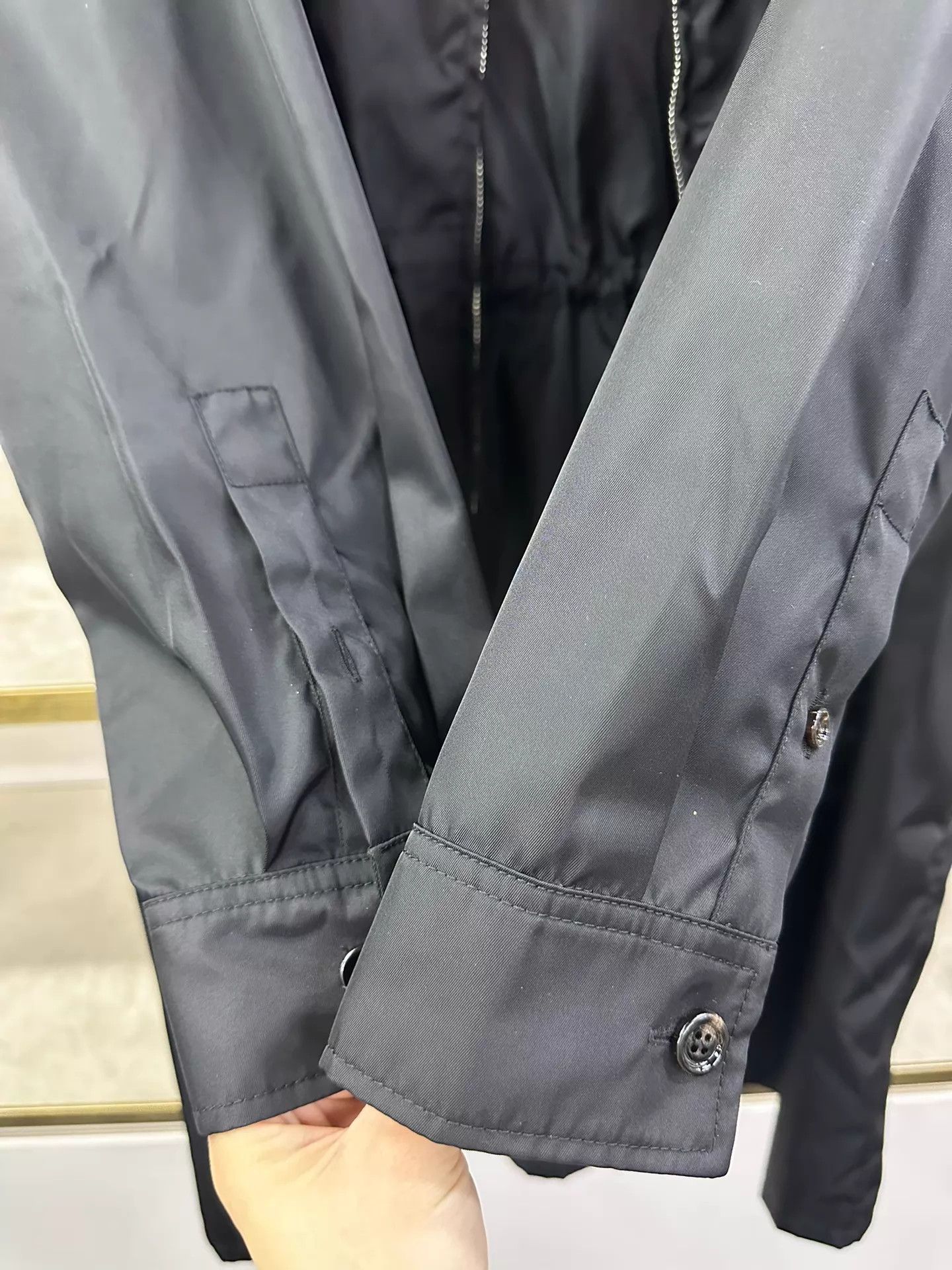 Prada Prada Trench Coat 40 (S57, C108, L102, Sl57) Size S / US 4 / IT 40 - 4 Thumbnail