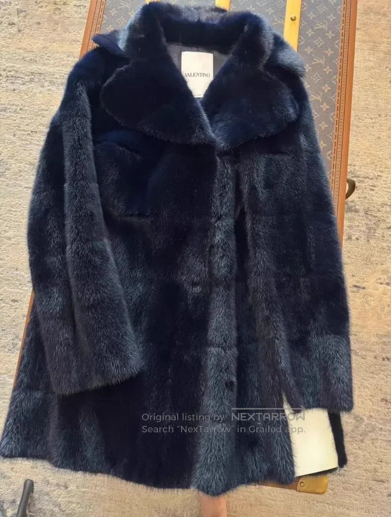 Valentino Valentino Fur Size XS / US 0-2 / IT 36-38 - 1 Thumbnail
