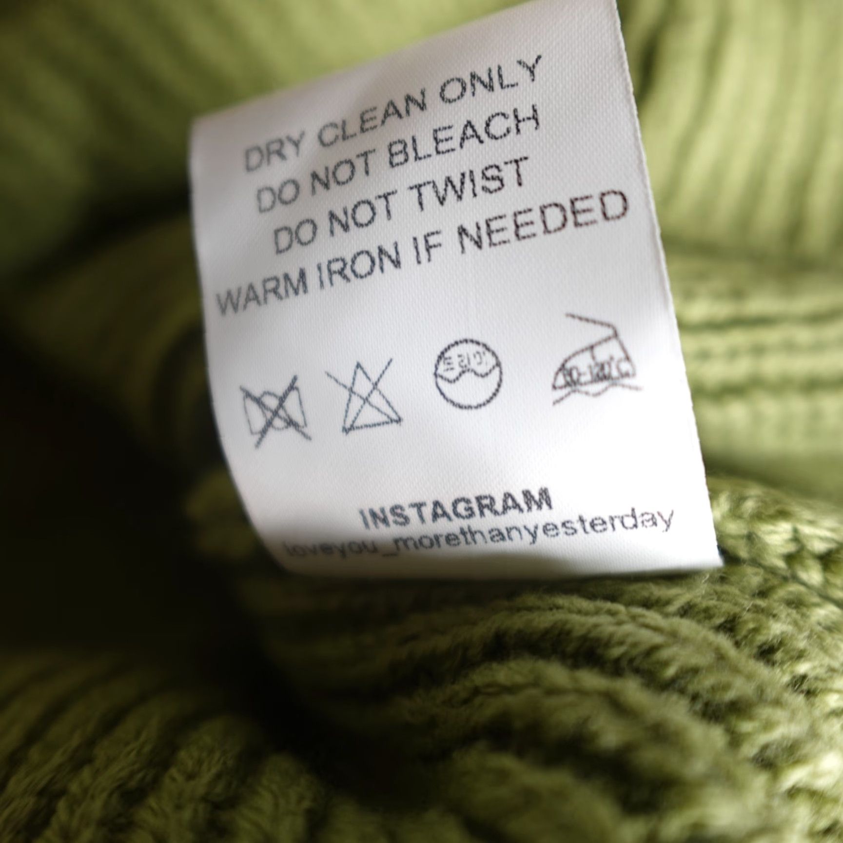 Vintage More Than Yesterday Womens Sweater M Green Solid Cold Shoulder Pullover Knit Long Sleeve Casual Vintage: No Size M / US 6-8 / IT 42-44 - 6 Thumbnail