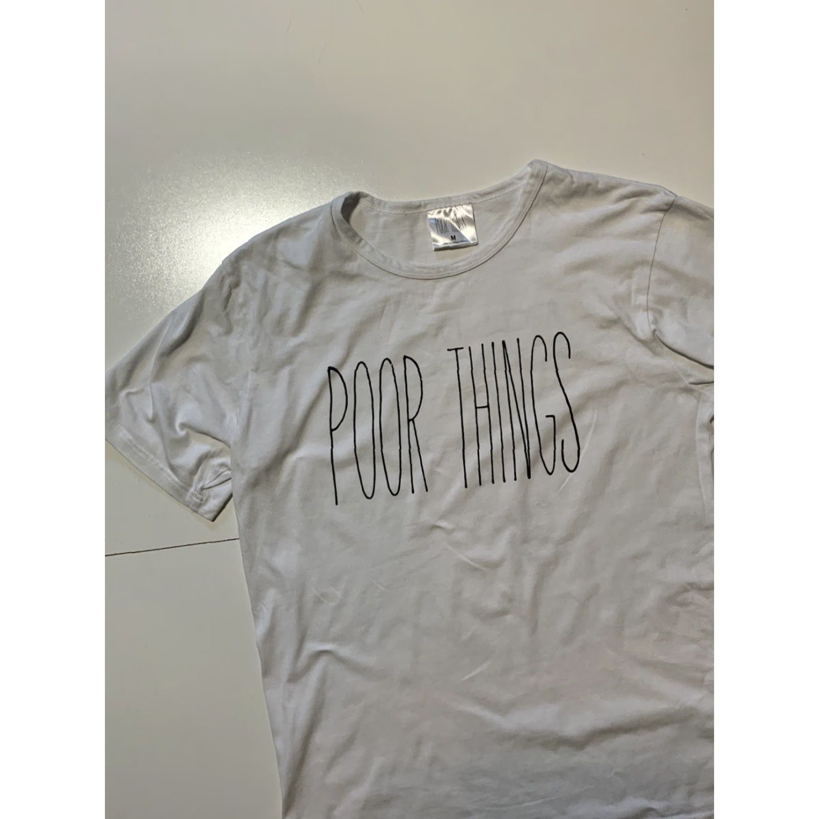 Vintage POOR THINGS Movie Shirt M White 20th Century Studios Male Adults Polite Society Will Destroy You Comedy Fantasy Official Merch Graphic T-Shirt Size US M / EU 48-50 / 2 - 3 Thumbnail