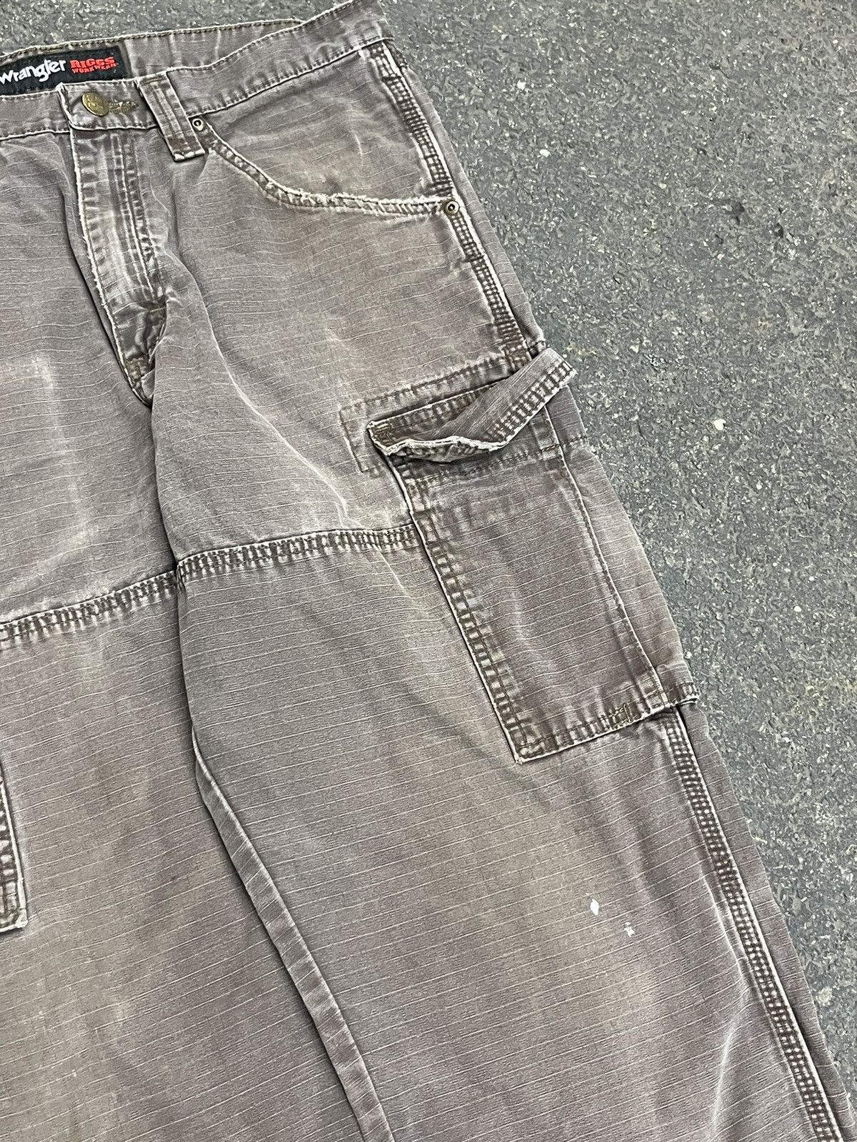 Carhartt × Vintage Carhartt cargo style Mocha brown workwear pants skater hype Size US 34 / EU 50 - 5 Thumbnail
