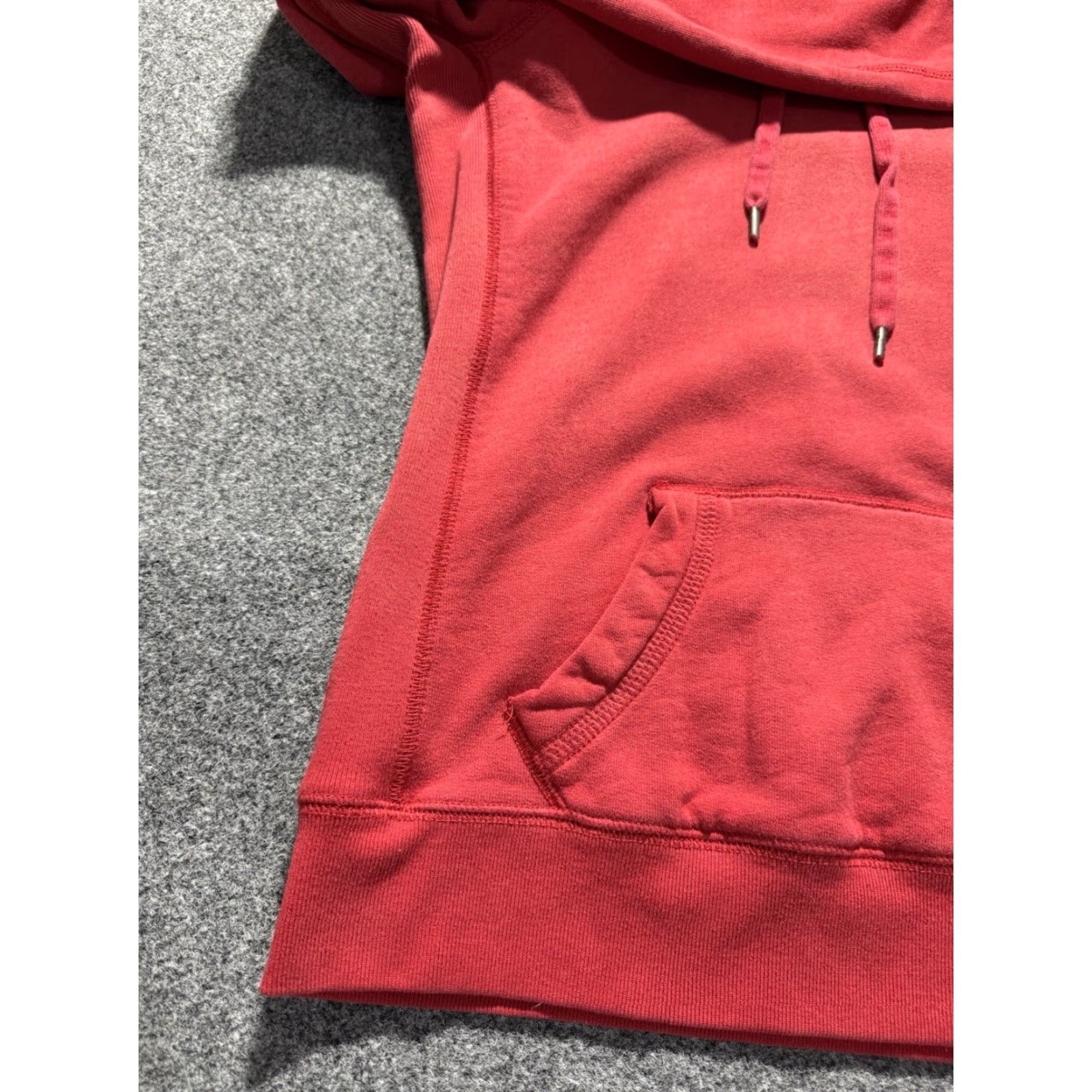 Vintage VINTAGE Ruehl Hoodie Womens Medium Red Heavyweight Fleece Drawstring Slim Pullover Patch Y2K Activewear Women Size M / US 6-8 / IT 42-44 - 5 Thumbnail