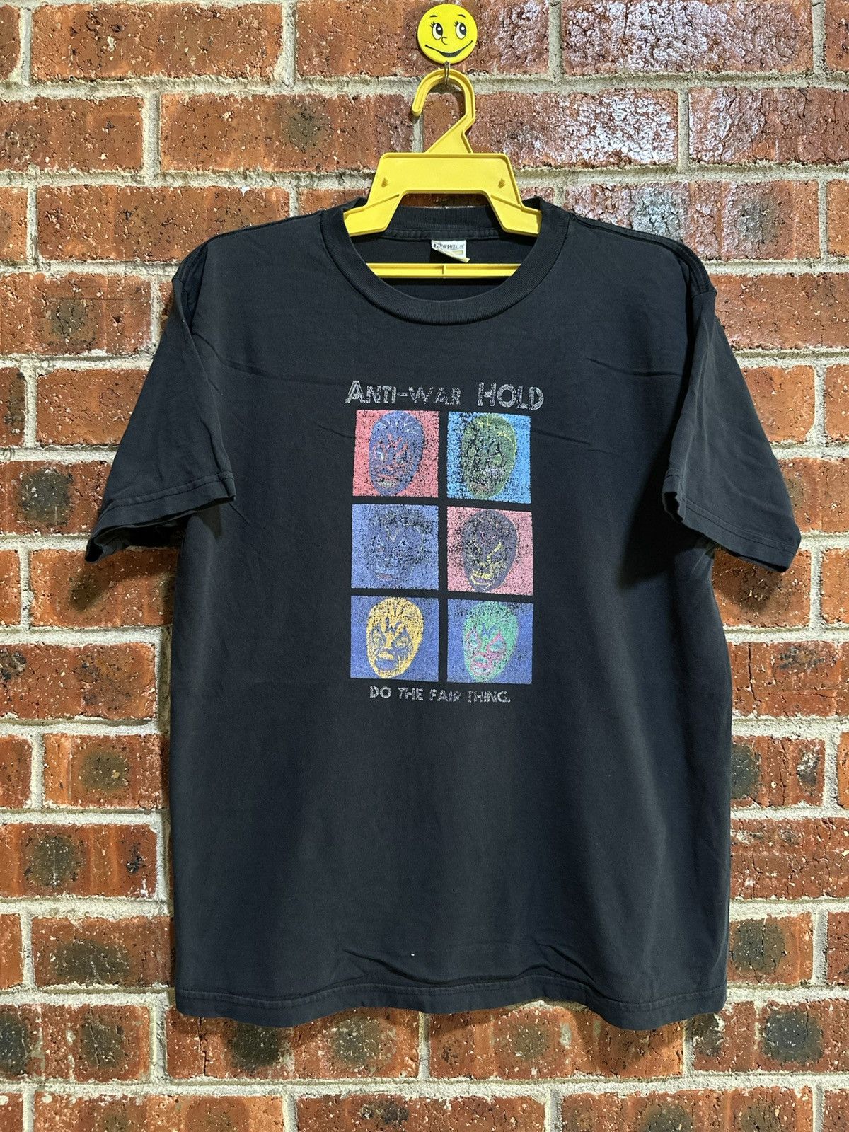 Vintage Vintage Anti War Hold Faded Tee Size US M / EU 48-50 / 2 - 1 Thumbnail