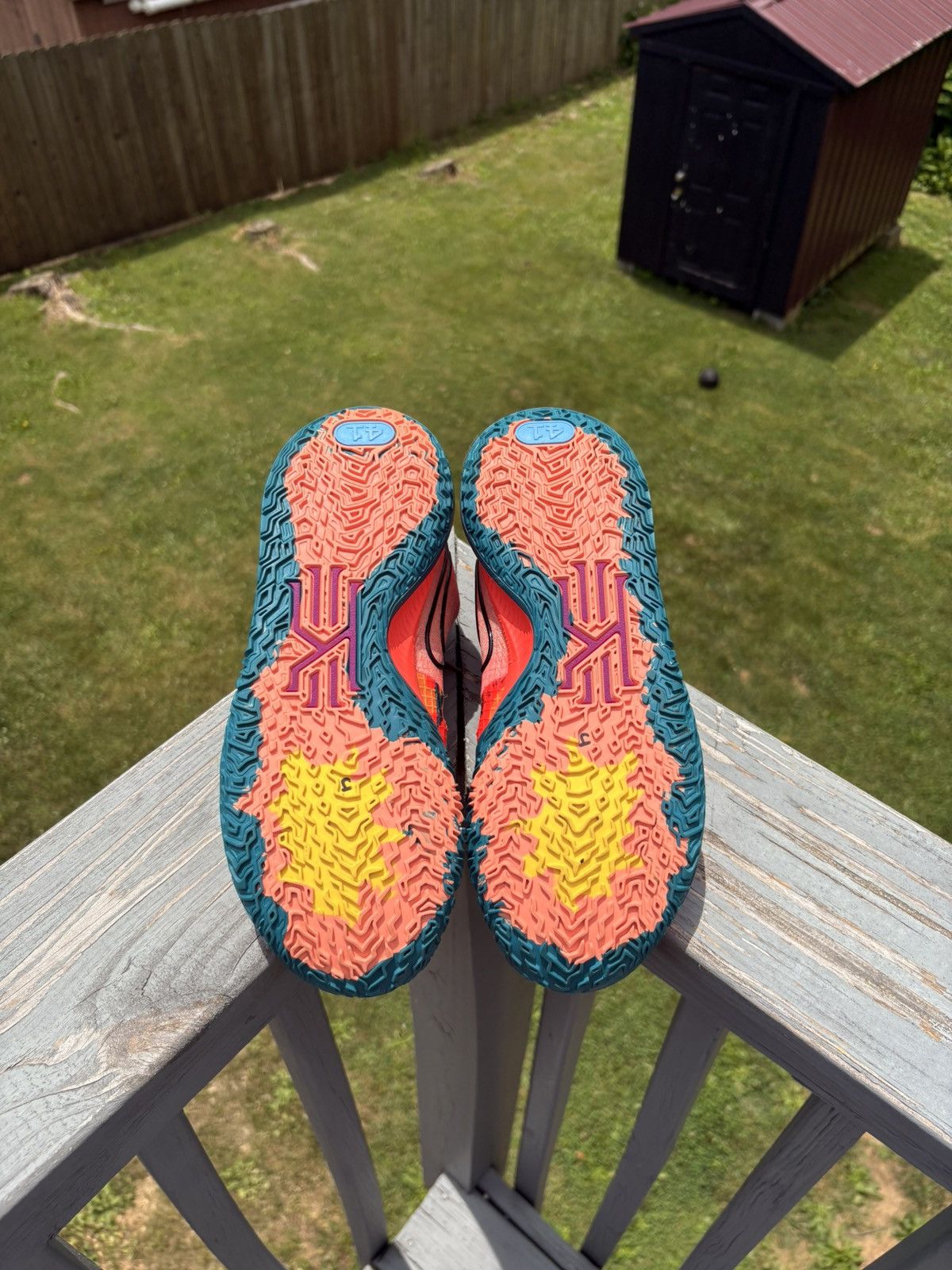 Nike Kyrie low 4 1 world 1 people Size US 8 / EU 41 - 5 Thumbnail