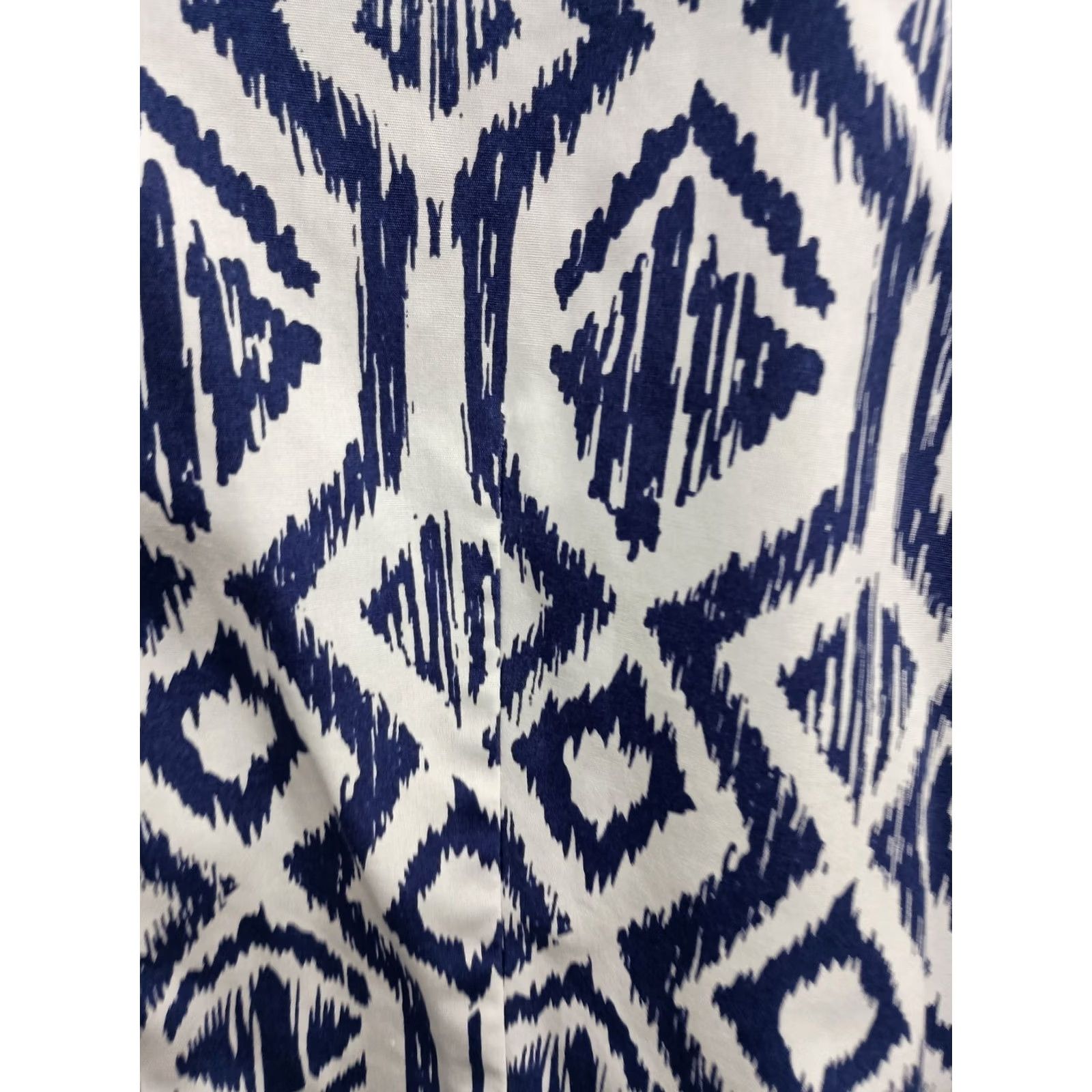 Vintage Chico's Womens No Iron Shirt Medium Blue White Preppy Long Sleeve Button Up Shirt Size M / US 6-8 / IT 42-44 - 3 Thumbnail