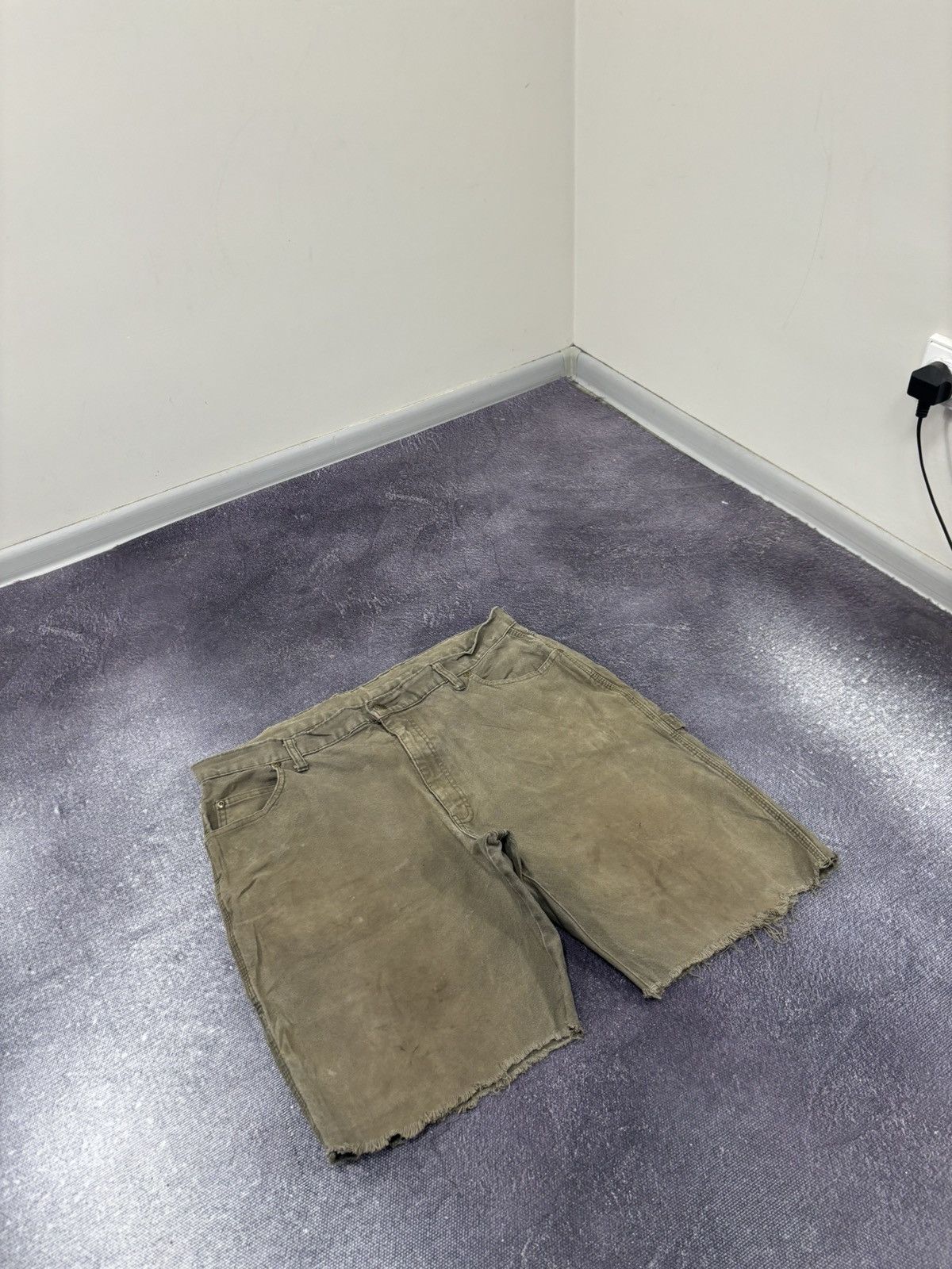 Dickies Vintage Dickies Y2K American Olive Hype Cropped Baggy Shorts Size US 38 / EU 54 - 8 Thumbnail