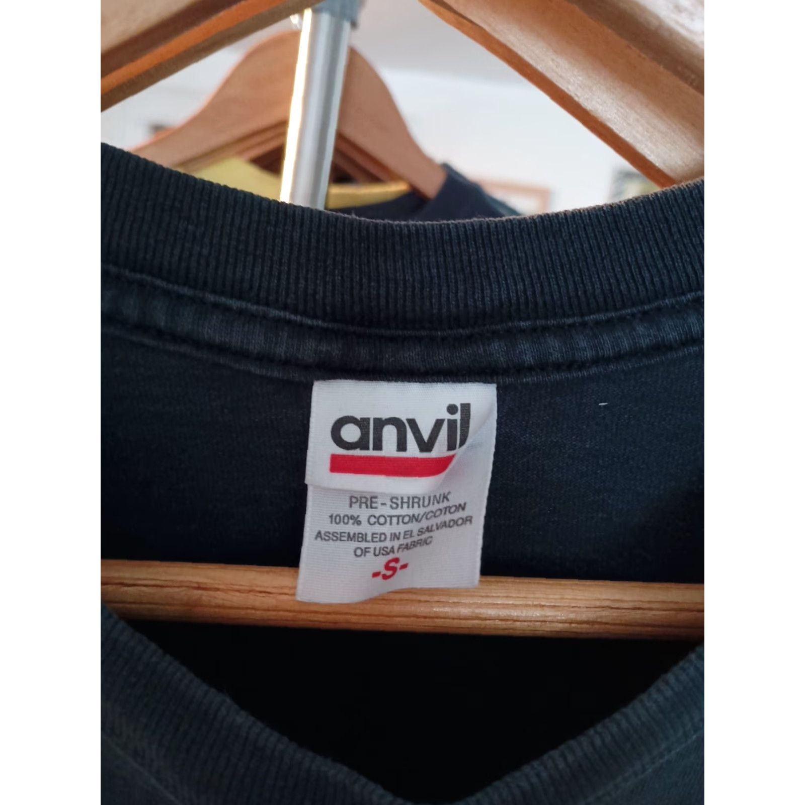 Anvil VINTAGE Anvil T-Shirt Men S Black Distressed Afrobeat Vibes African Rhythms 90s Mens T-Shirt Size US S / EU 44-46 / 1 - 3 Thumbnail