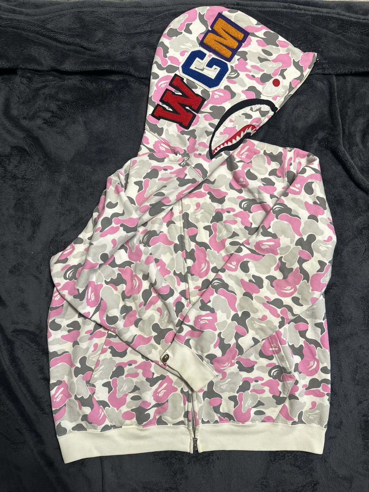 Bape Bape Kanazawa Vintage Shark full zip Hoodie city camo Size US L / EU 52-54 / 3 - 1 Thumbnail