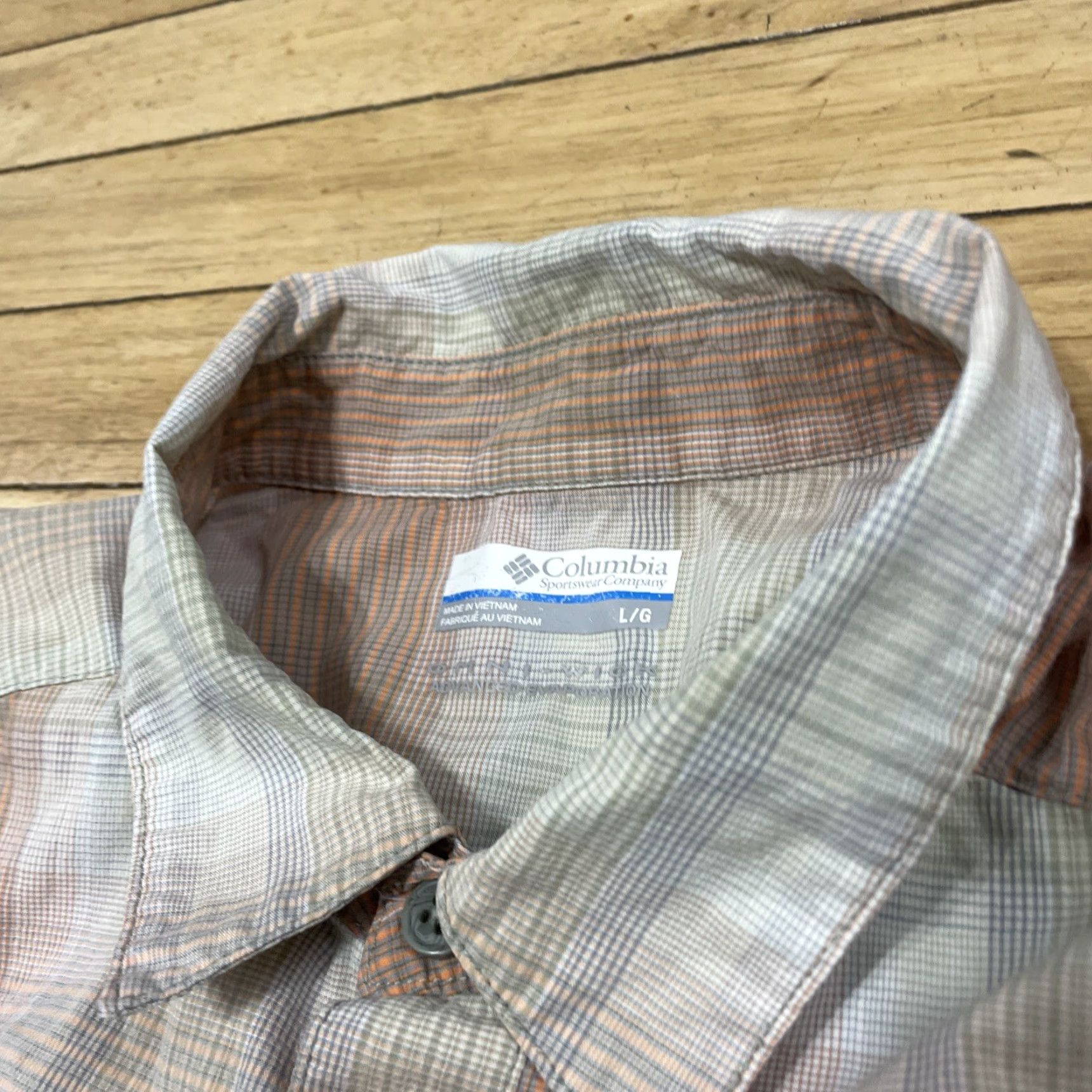 Vintage Columbia Button Shirt Men L Orange Plaid Omni Wick Short Sleeve Front Pocket Zip Pocket Outdoor Size US L / EU 52-54 / 3 - 5 Thumbnail