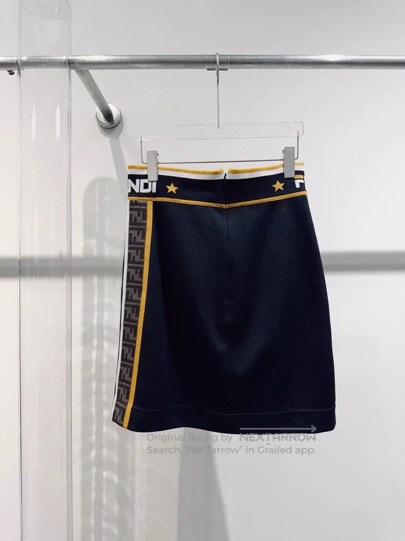 Fendi Fendi Skirt Size 27" / US 4 / IT 40 - 2 Thumbnail