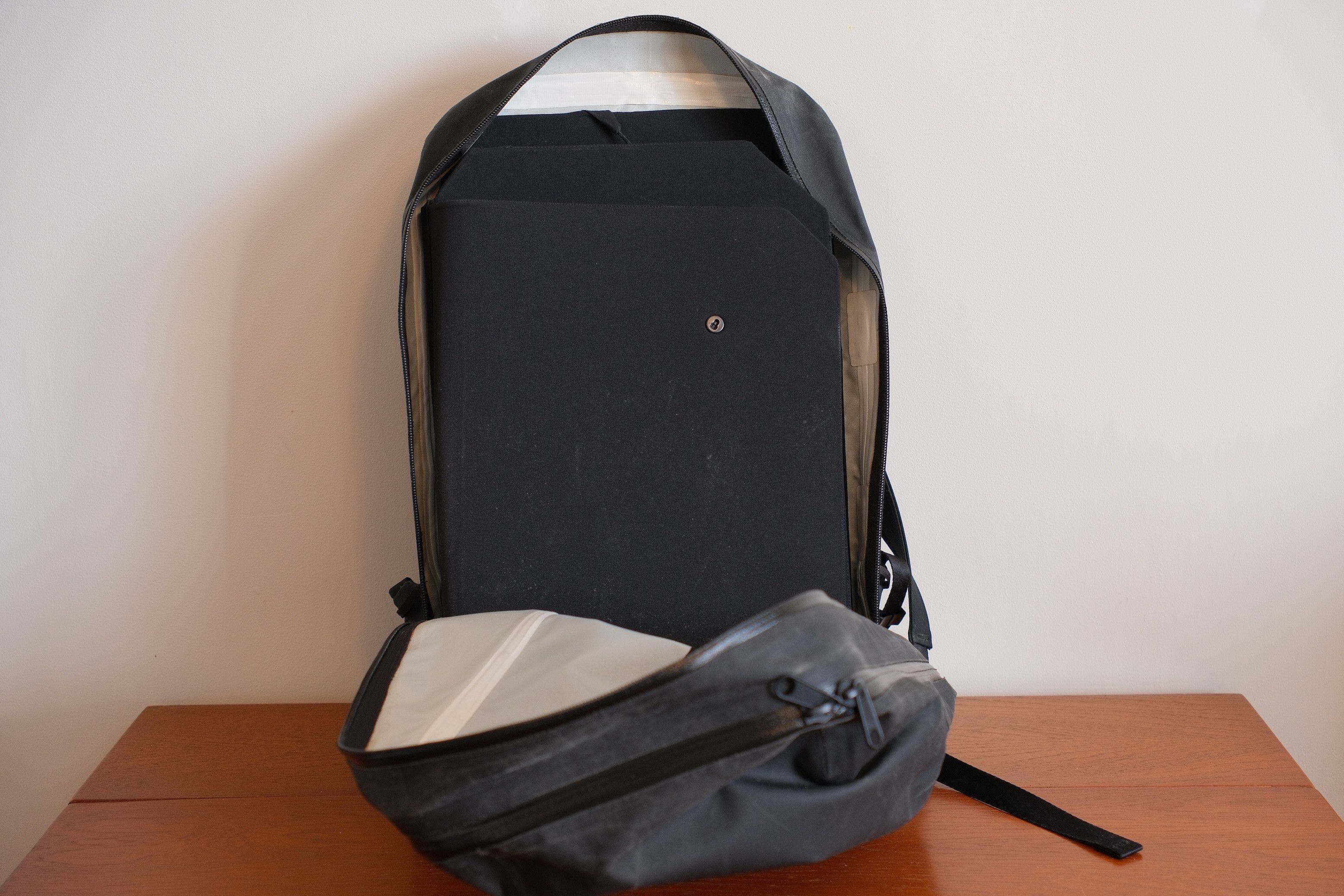 Veilance Nomin backpack V1 Size ONE SIZE - 6 Thumbnail