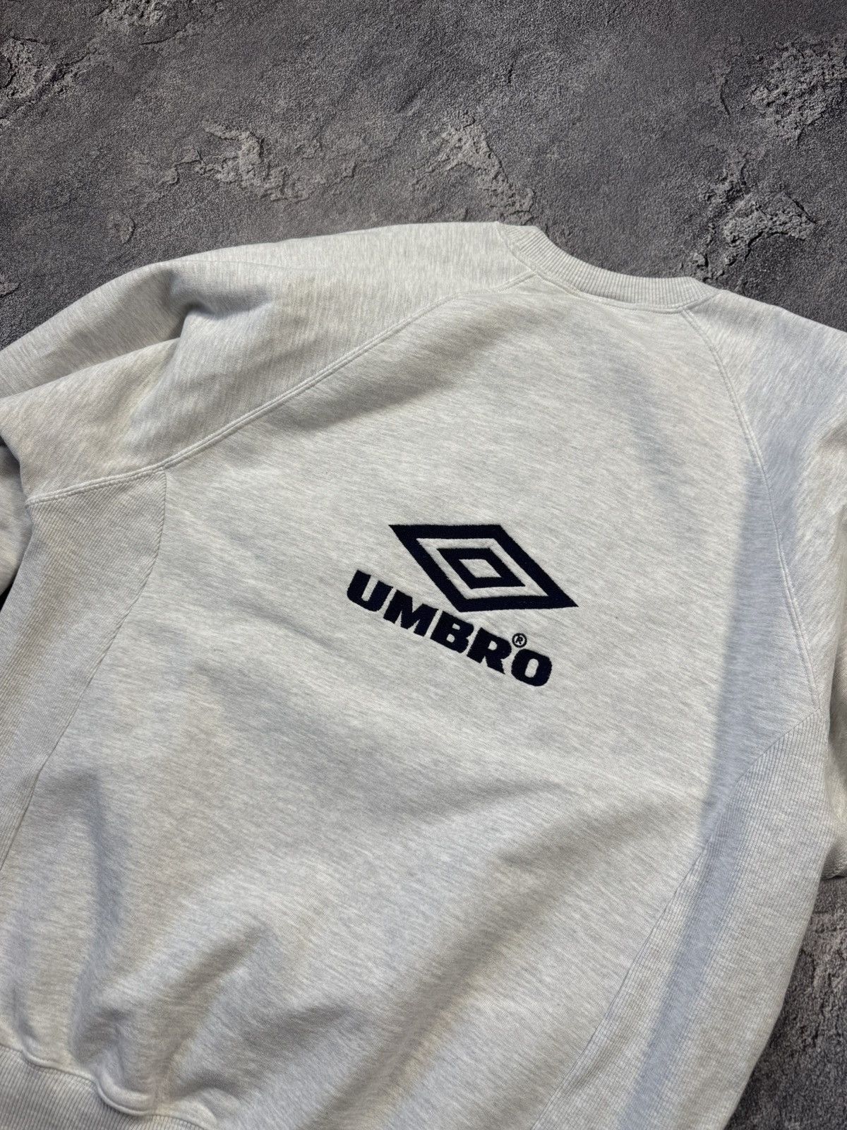 Umbro Umbro Vintage Sweatshirt — Great Condition Size US XL / EU 56 / 4 - 6 Thumbnail