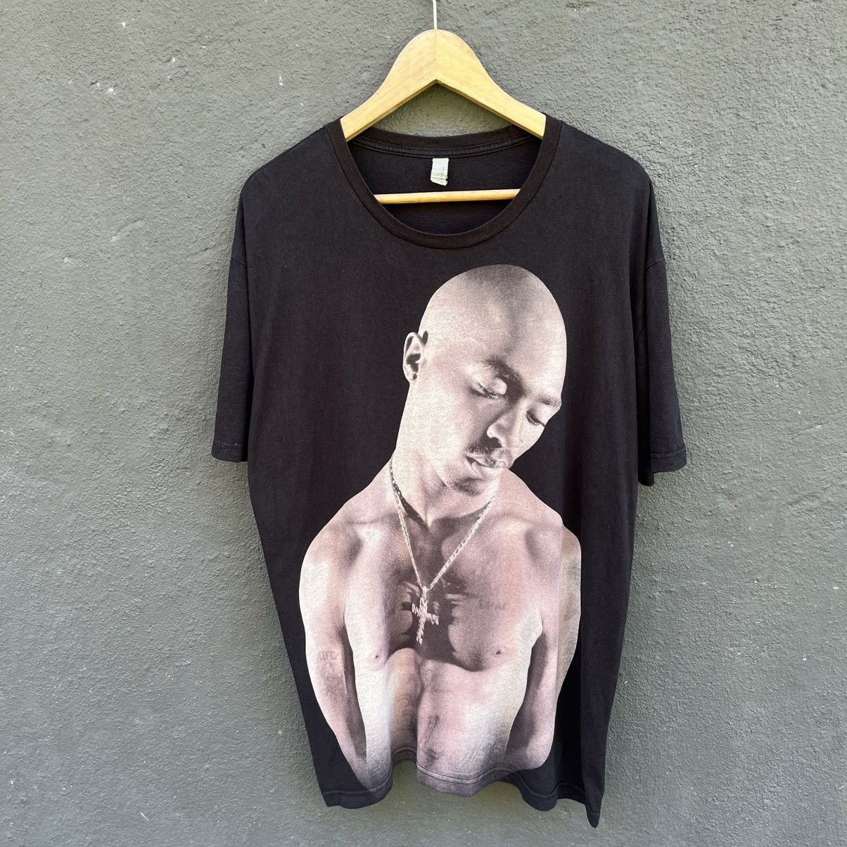 Rap Tees Thrashed Faded Tupac Shakur American Rapper Tee Size US XL / EU 56 / 4 - 1 Thumbnail