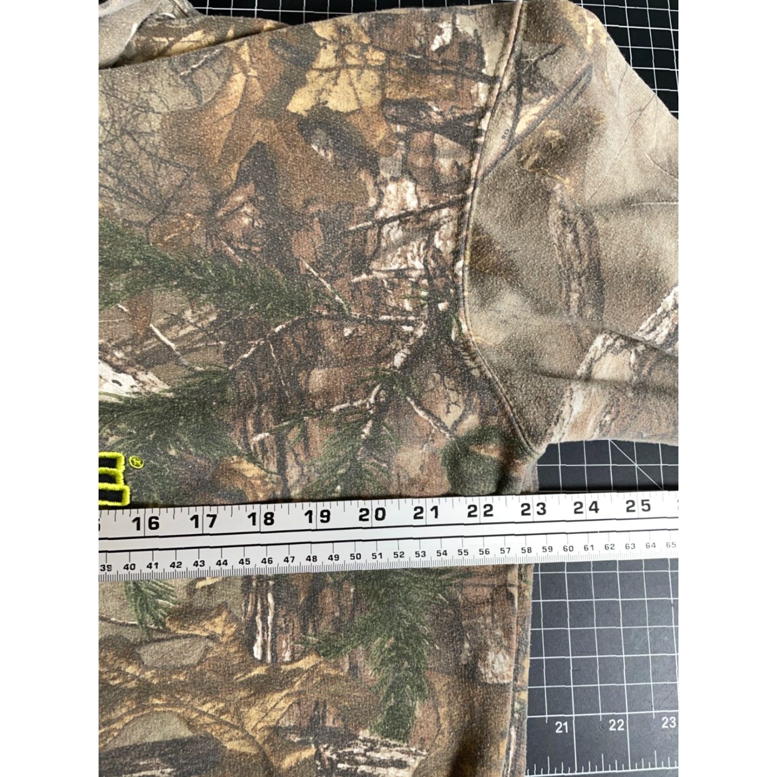 Realtree **Realtree Xtra Camo Hoodie Adult Large Green Fleece Pullover** User: **Realtree Xtra Camo Adult Large Green Hoodie Fleece Pullover** Size US L / EU 52-54 / 3 - 5 Thumbnail