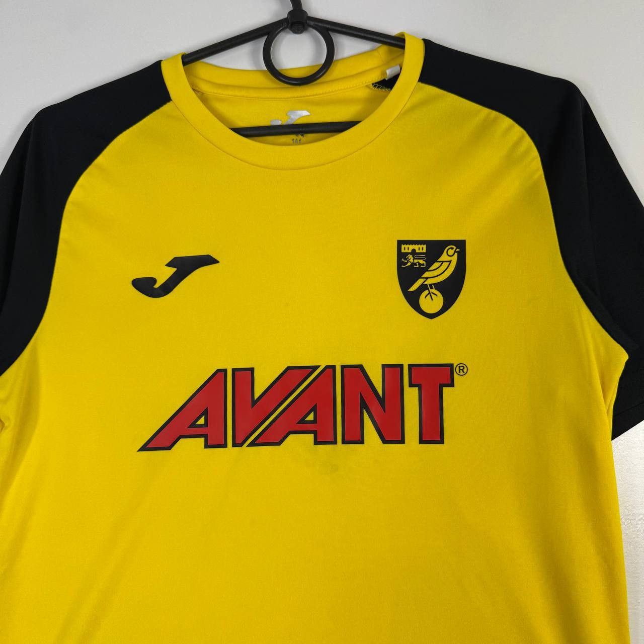 Joma Joma Norwich City Training Jersey Yellow Boys Size XS Size US XXS / EU 40 - 2 Thumbnail