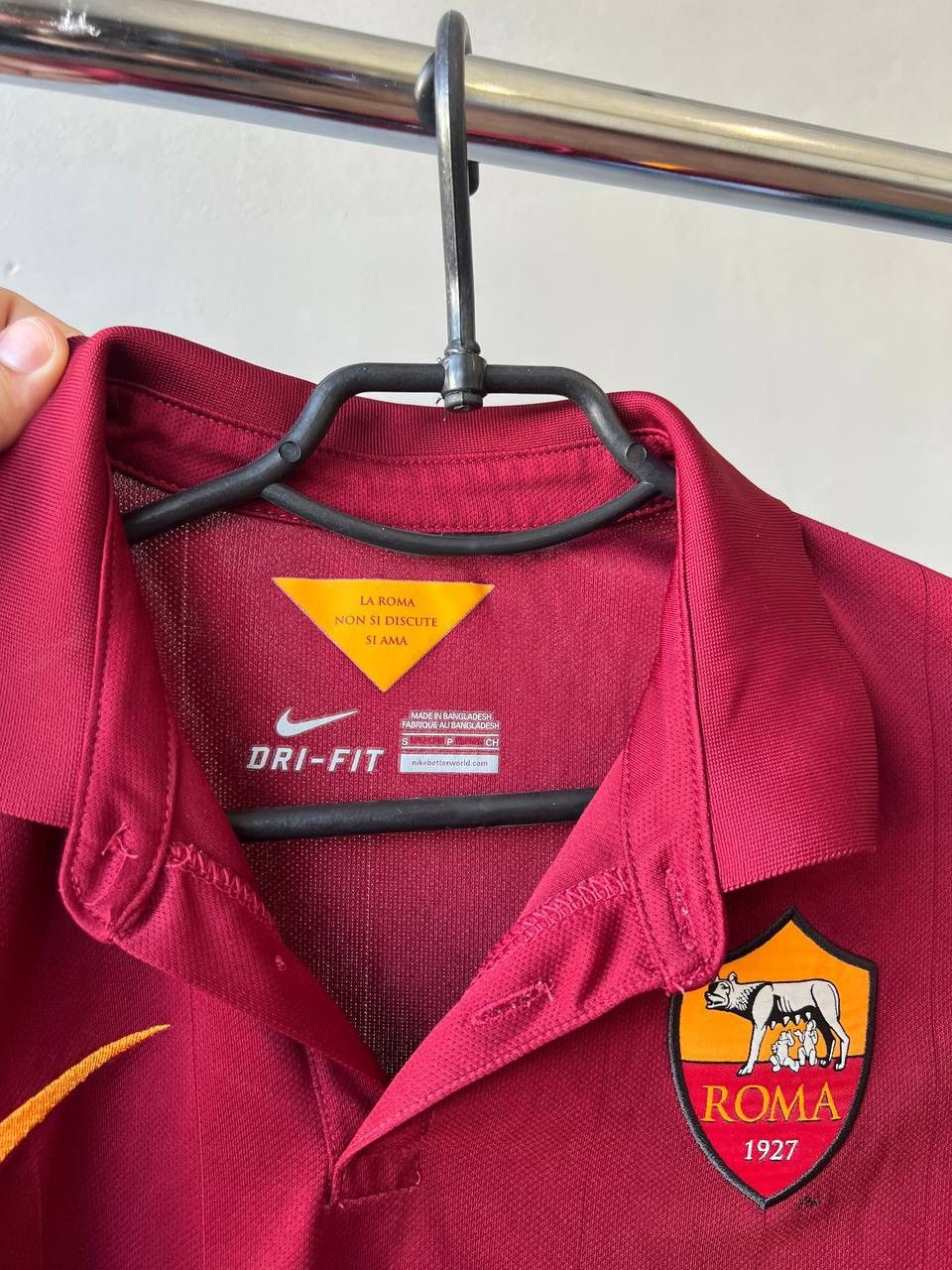 Nike 2014/15 AS ROMA HOME SOCCER JERSEY FOOTBALL SHIRT NIKE RARE Size US S / EU 44-46 / 1 - 9 Thumbnail