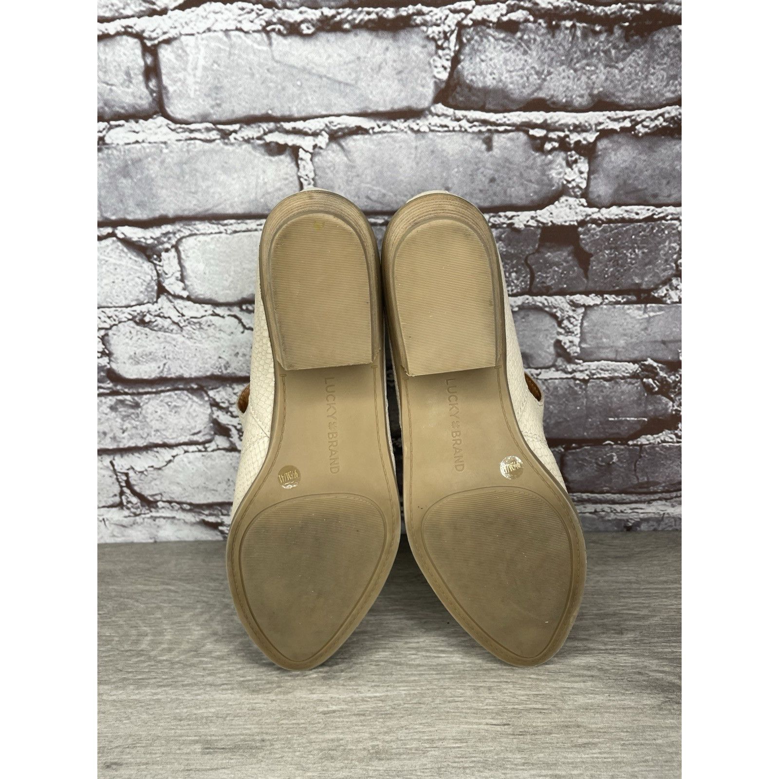 Lucky Brand Lucky Brand Mahzan Ivory Leather Lizard Print Loafer Heel Sh Size US 9.5 / IT 39.5 - 20 Thumbnail