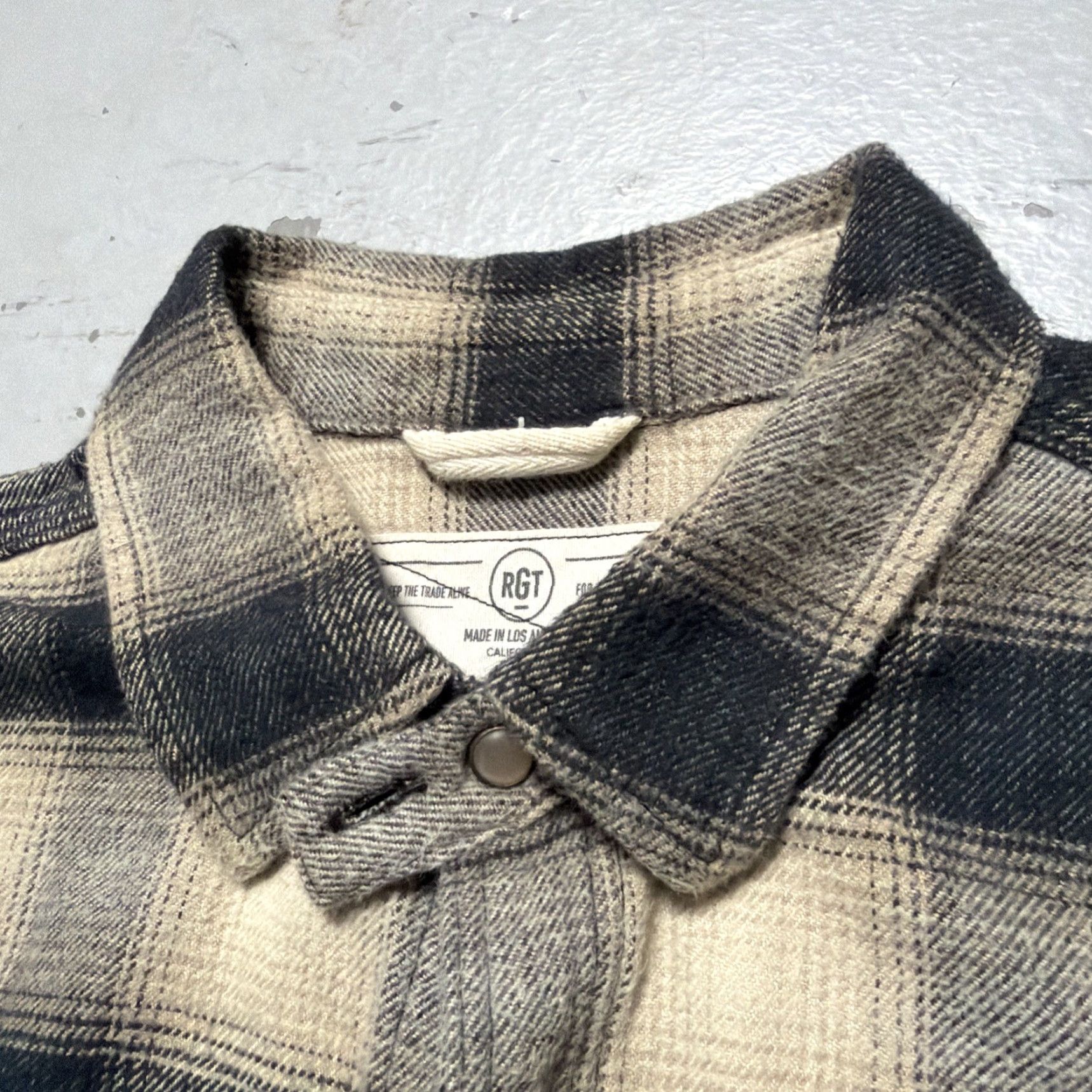 Rogue Territory Rogue Territory BM Brushed Plaid Snap Button Shirt Ombré Shadow Made USA M Shirt Mens Size US M / EU 48-50 / 2 - 4 Thumbnail