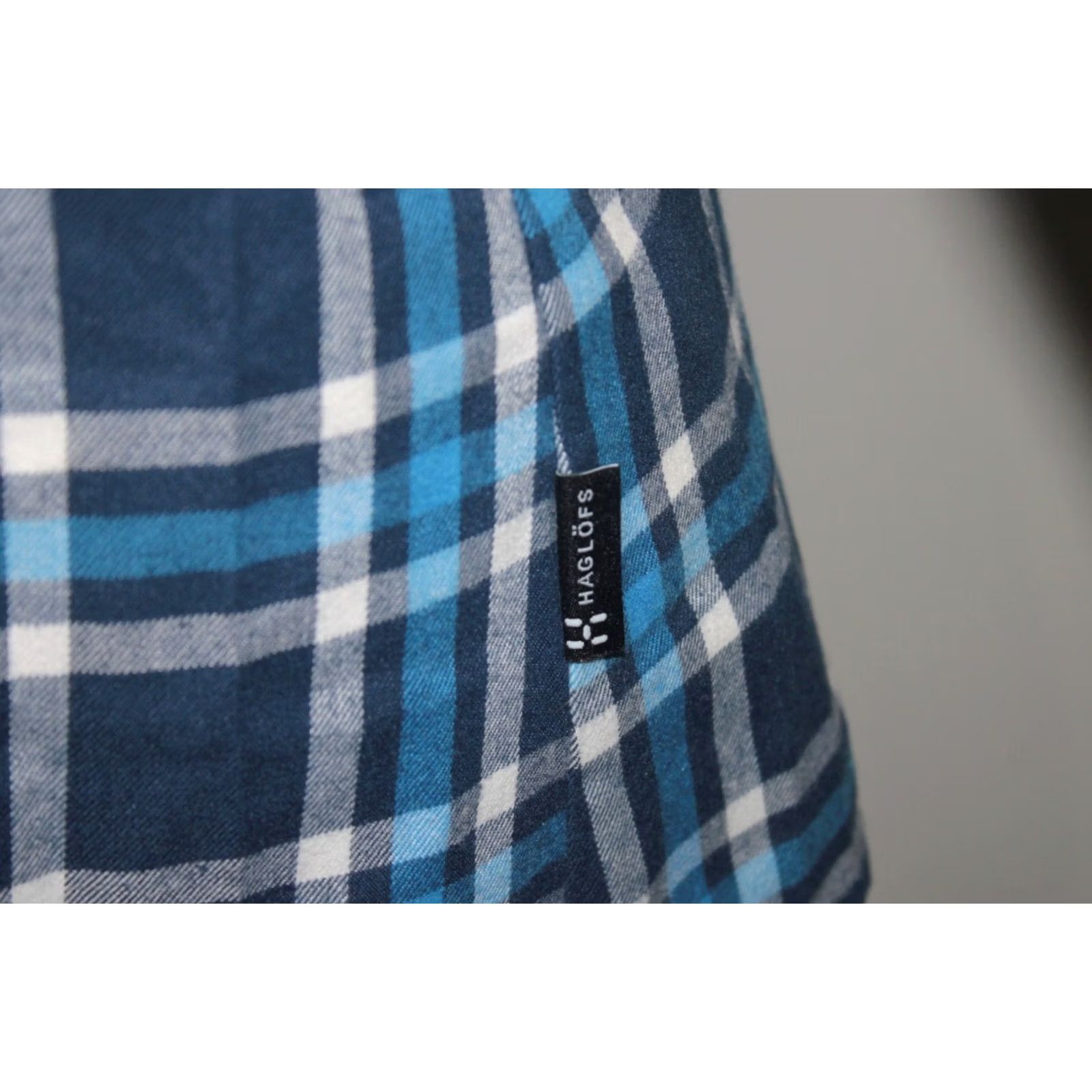 Vintage Haglofs womens long sleeve blue check shirt Size M Size M / US 6-8 / IT 42-44 - 4 Thumbnail