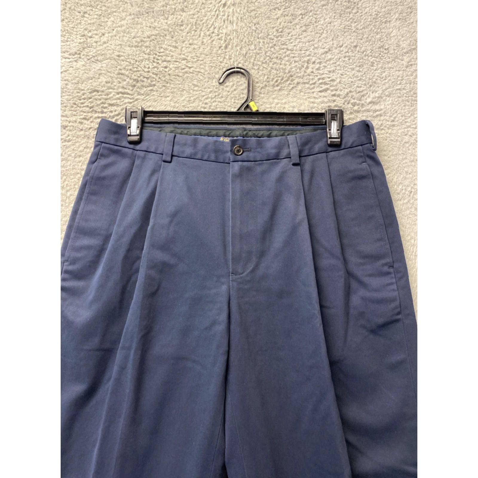 Brooks Brothers Brooks Brothers Chino Pants Men 34x33.5 Navy Pleated Straight Leg Dress Pants Mens 34 Navy Size US 34 / EU 50 - 2 Thumbnail