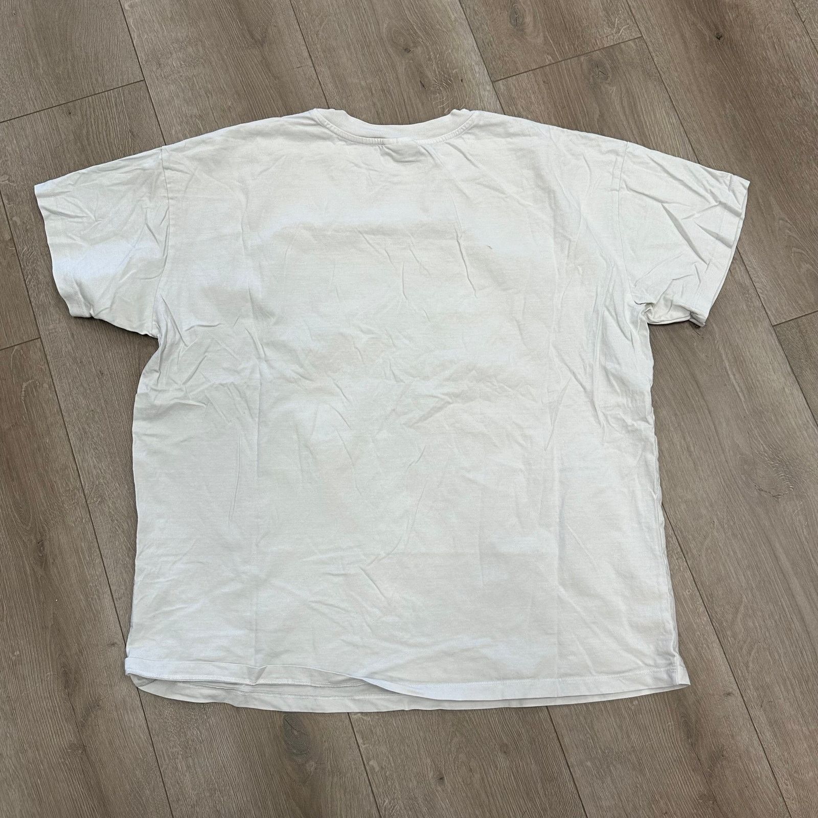 Vintage UCLA Bruins Crest College Logo White Tee T Shirt size XL B19 Size US XL / EU 56 / 4 - 5 Thumbnail