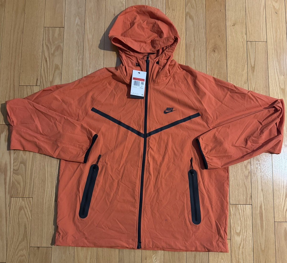 Nike Men's Nike $165 Men's Tech Woven Full Zip Windbreaker HM7151 Size US M / EU 48-50 / 2 - 1 Thumbnail