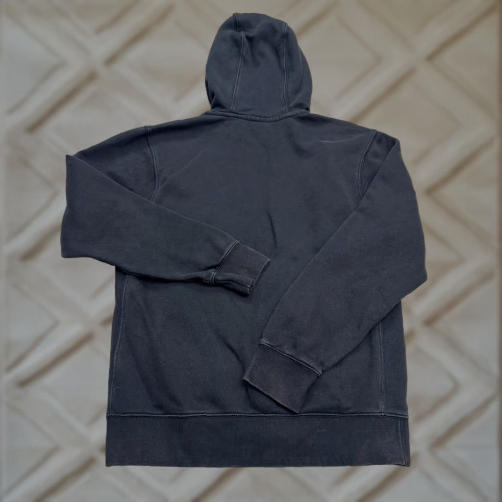 The North Face Nike Hoodie Pullover Sweatshirt Mens Small Black Fleece Drawstring Activewear Size US S / EU 44-46 / 1 - 1 Thumbnail
