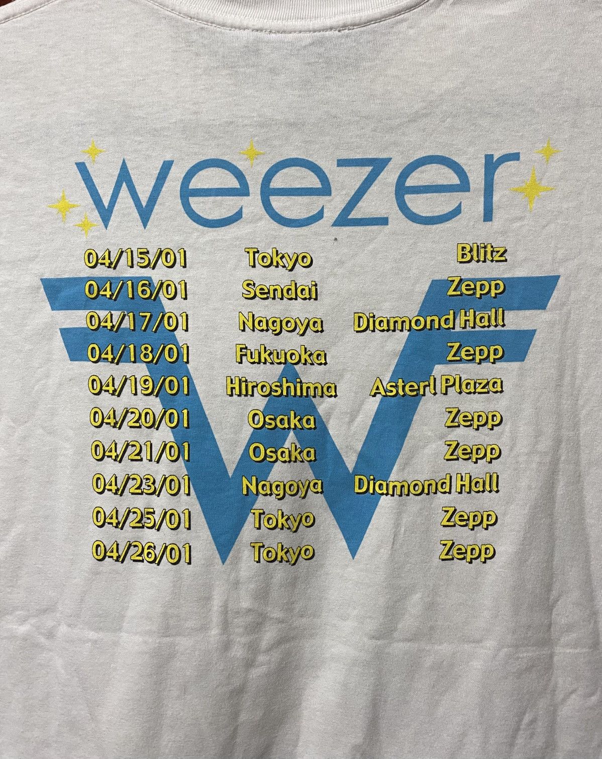 Band Tees Vintage 2001 Weezer Japan Tour shirt grunge band indie Size US M / EU 48-50 / 2 - 3 Thumbnail