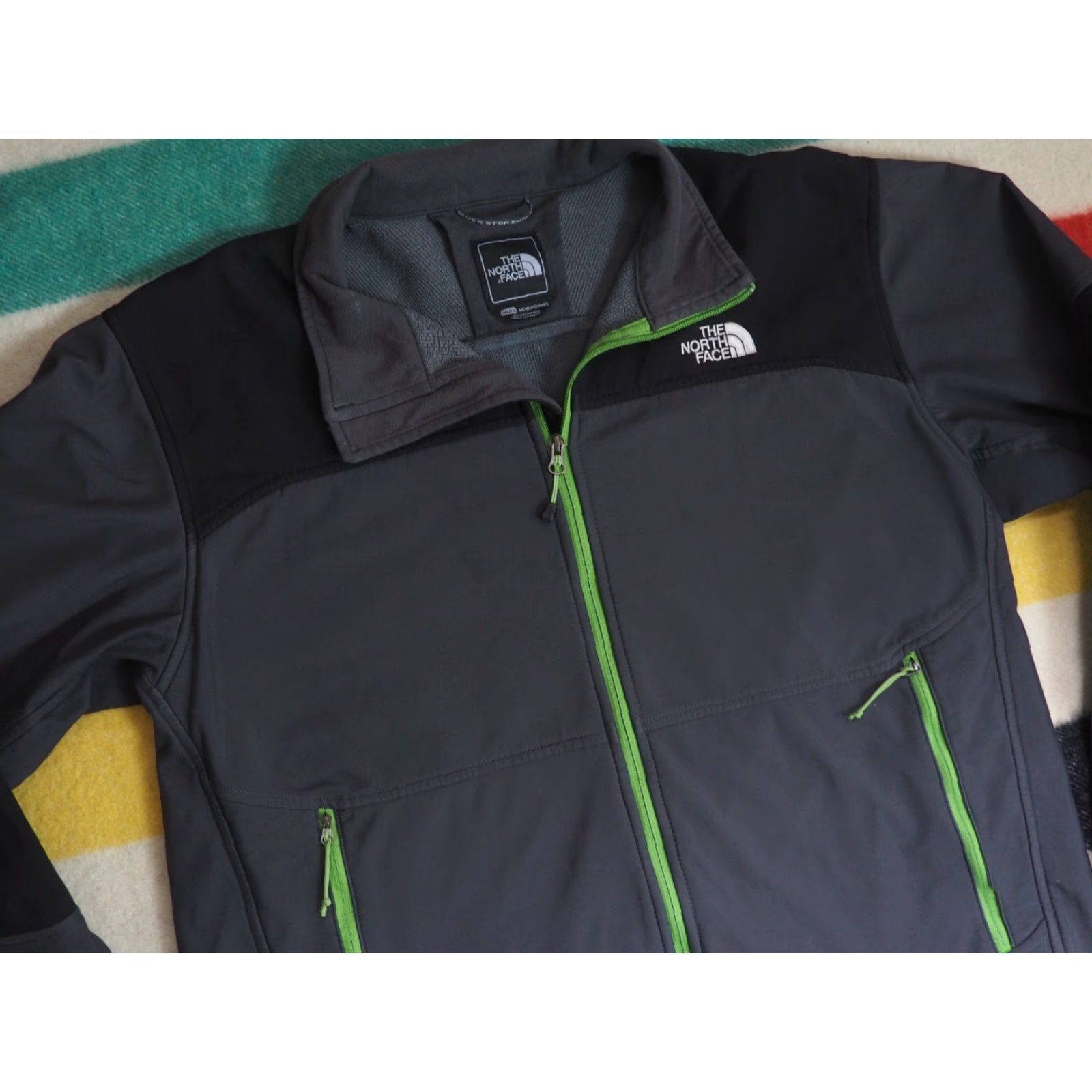 The North Face The North Face TNF Gray Black Green Windstopper Softshell Hiking Jacket Mens 2XL Size US XXL / EU 58 / 5 - 3 Thumbnail
