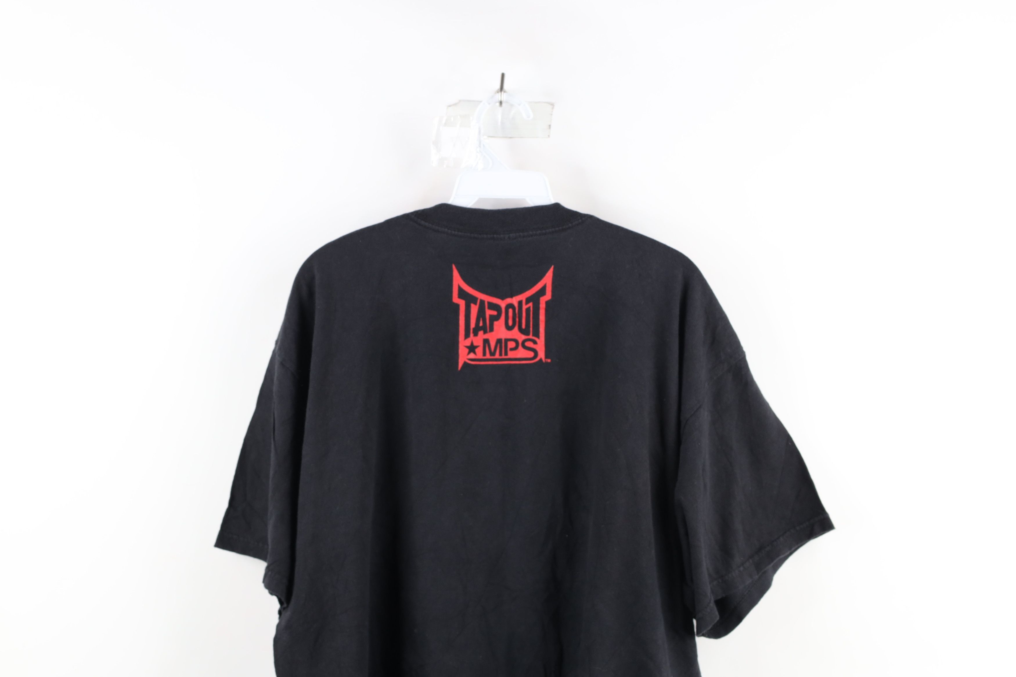 Vintage Tapout Out Skull Warrior MMA UFC Fighting T-Shirt