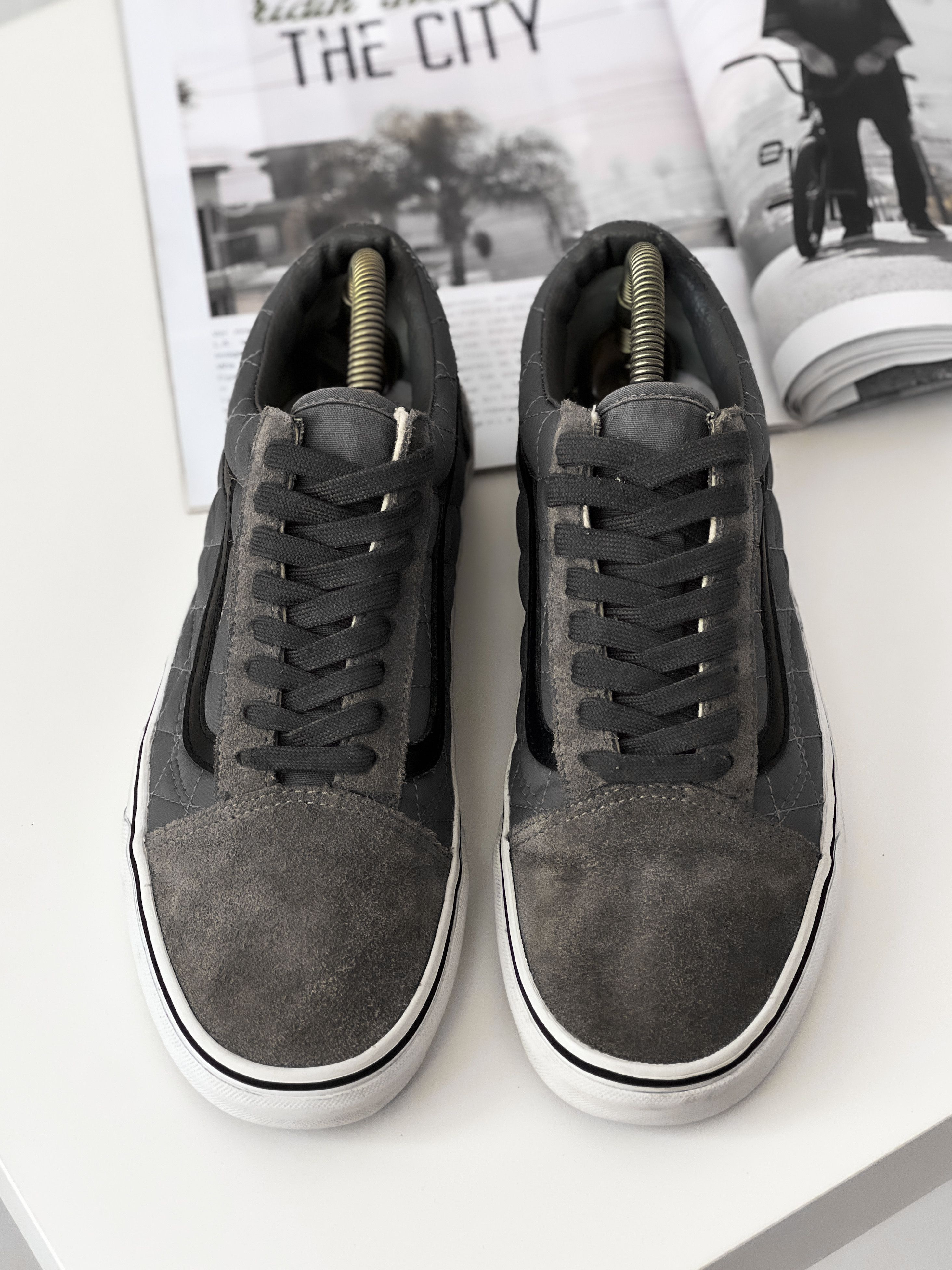 Vans VANS OLD SKOOL Size US 9 / EU 42 - 5 Thumbnail