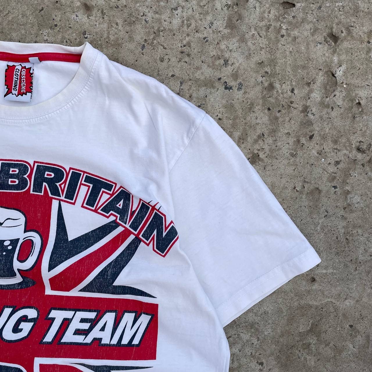 Hypebeast VTG Great Britain Drinking Team T-shirts Obscene Clothing Size US L / EU 52-54 / 3 - 11 Thumbnail