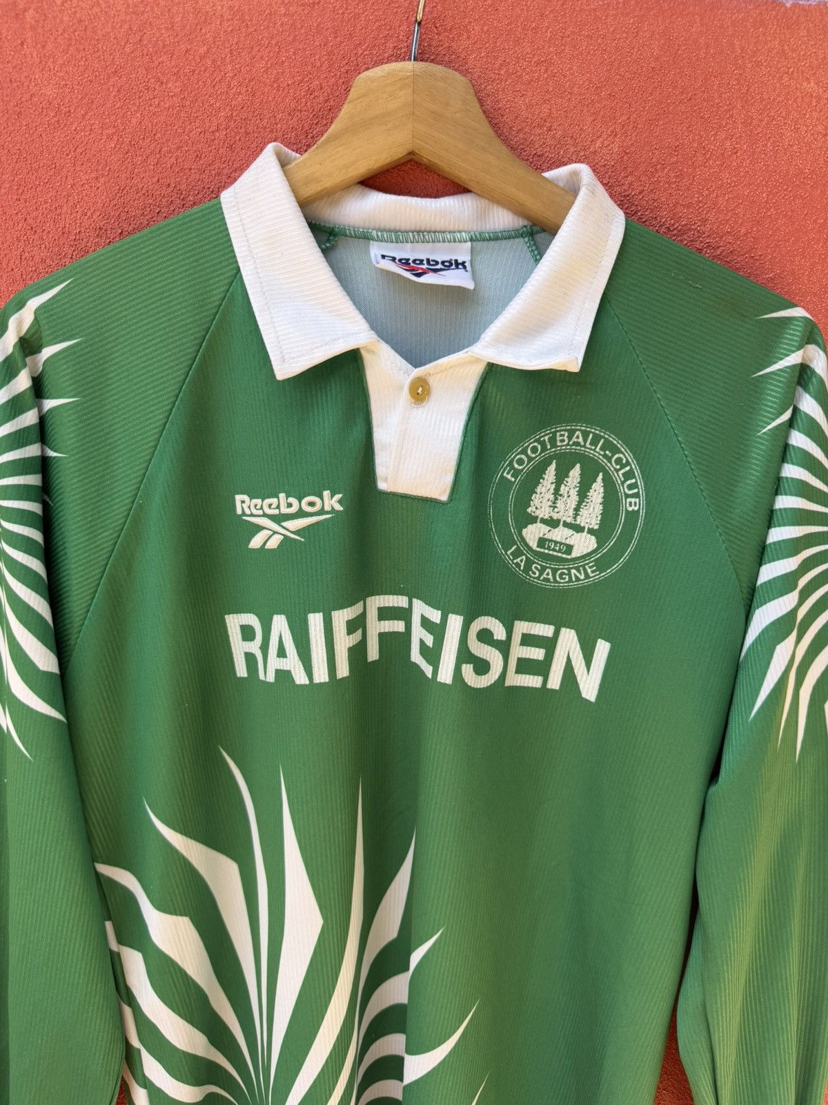 Reebok Football Club La Sagne x Number 8 Size US M / EU 48-50 / 2 - 3 Thumbnail
