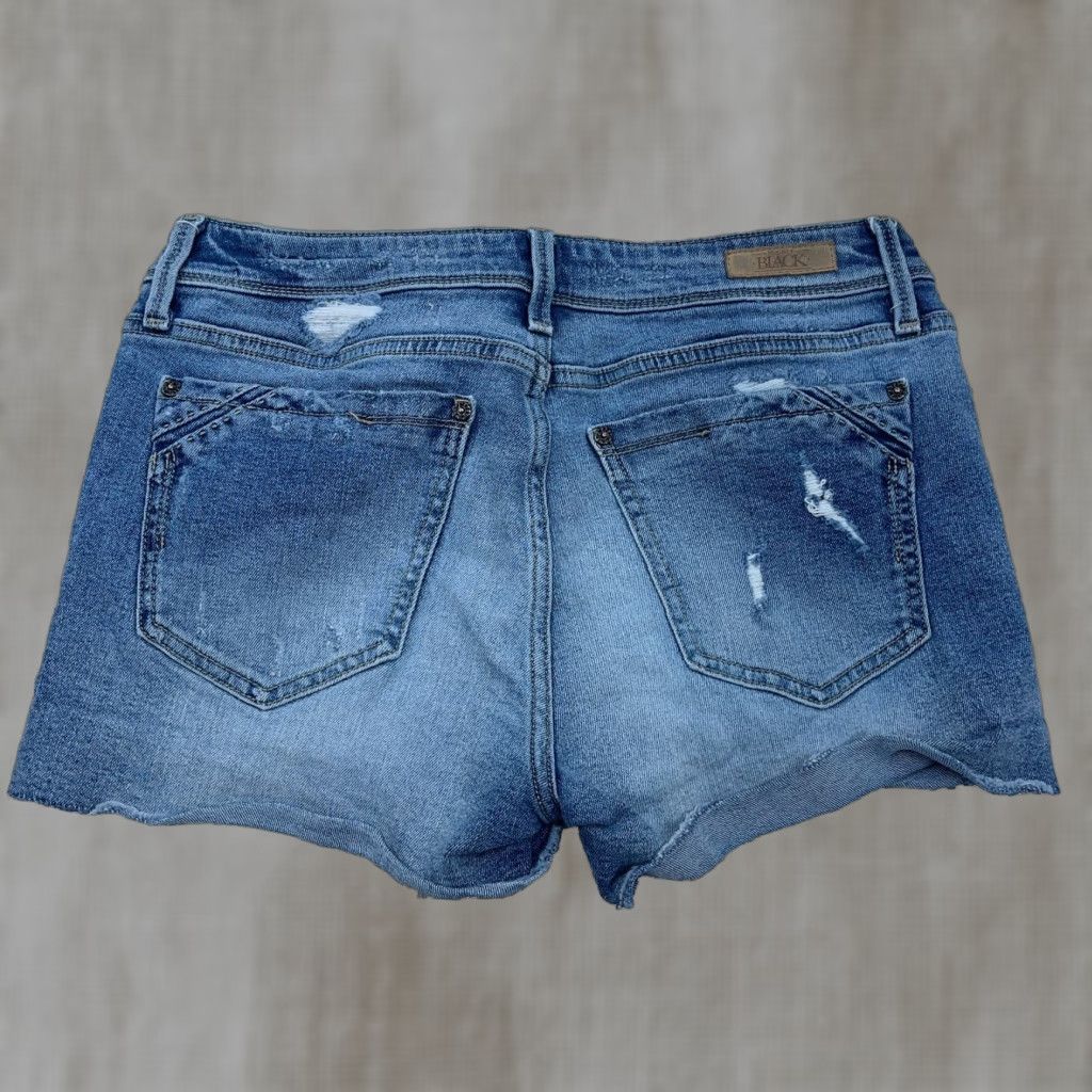 Buckle Black Buckle Black Shorts Women 27 Cut Off Jean Jorts Frayed Faded Stretch Ladies Blue Denim 3 in Inseam 5-Pocket Design Size 27" / US 4 / IT 40 - 1 Thumbnail