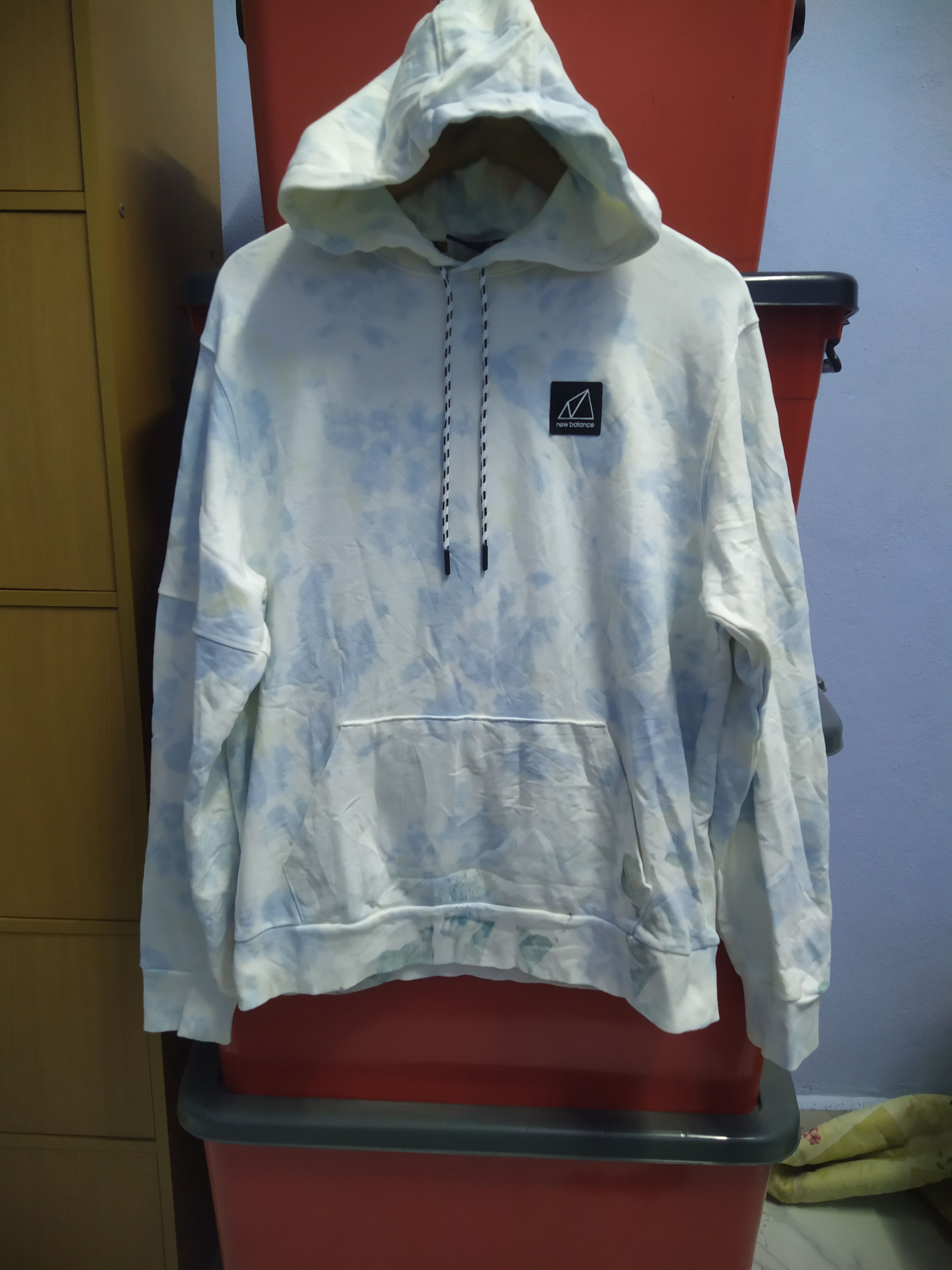 New Balance Tie Dye Cloud Wash Pullover Hoodie