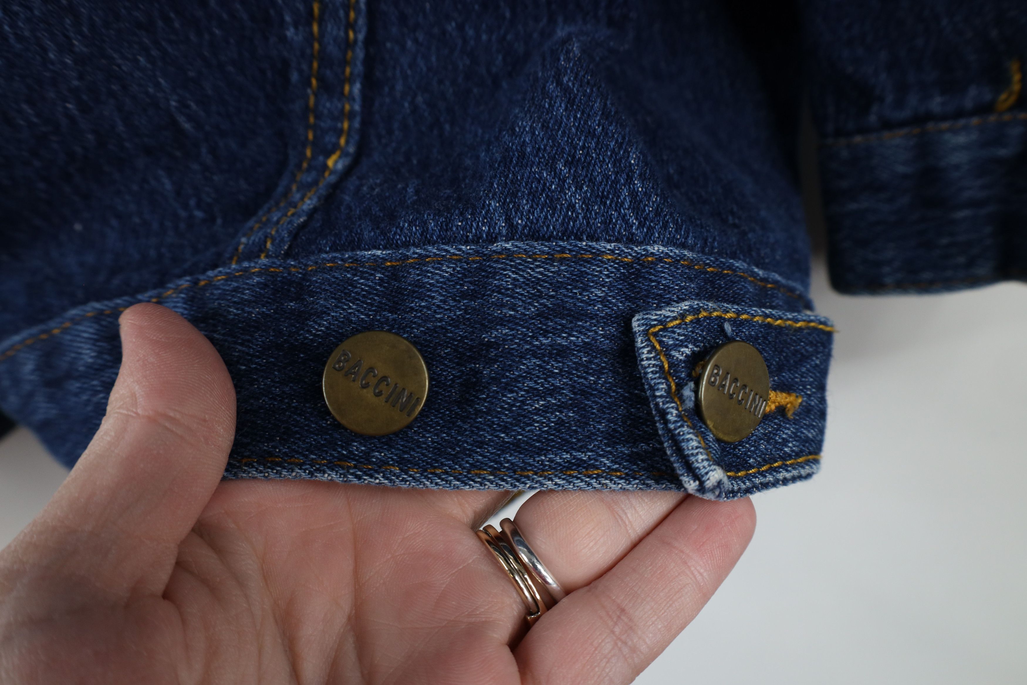Vintage Vintage 90s Streetwear Baggy Fit Denim Jean Trucker Jacket Size L / US 10 / IT 46 - 11 Thumbnail