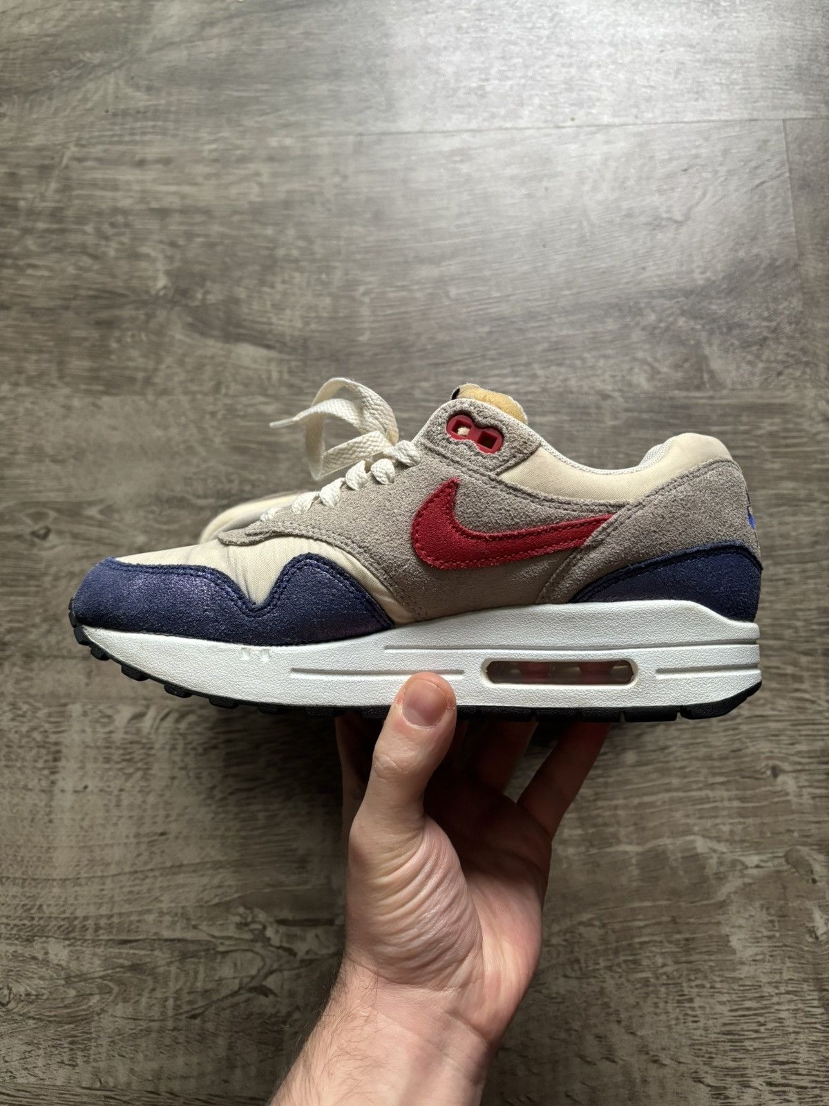 Nike 2013 Nike Air Max 1 VNTG Size US 6 / IT 36 - 2 Thumbnail