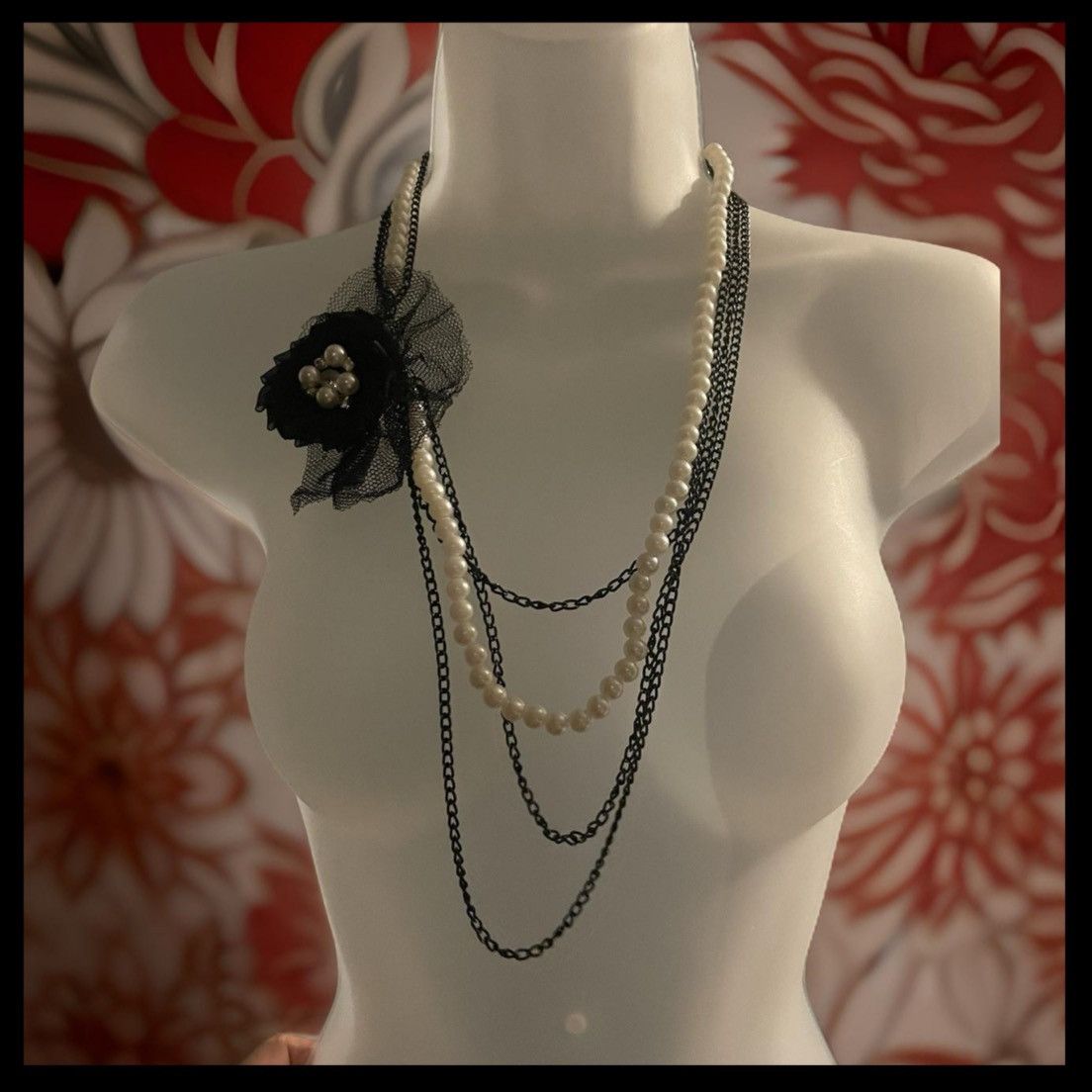 Handmade × Native One of a kind Black and white faux pearl black layered Size ONE SIZE - 1 Thumbnail