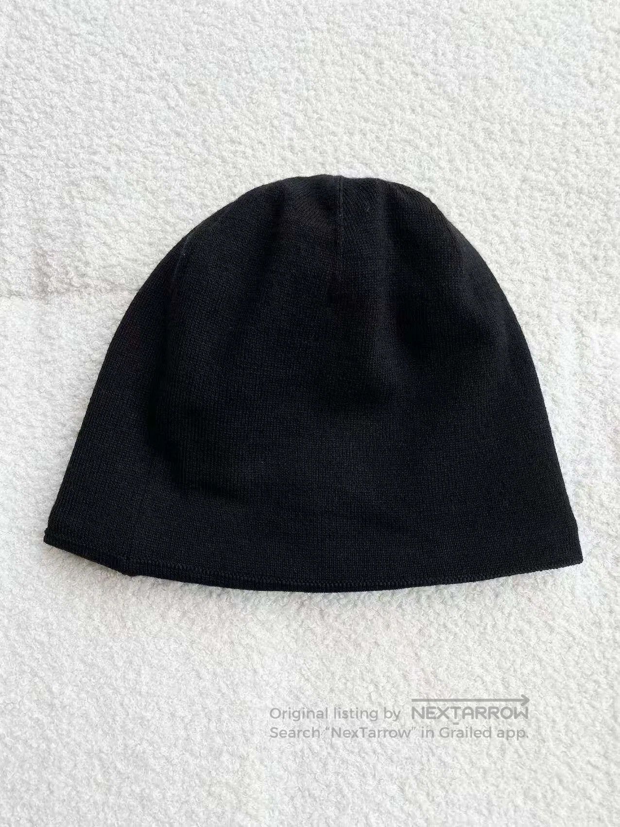 Canada Goose Canada Goose Size S Logo embroidered black knitted hat| Size ONE SIZE - 4 Thumbnail